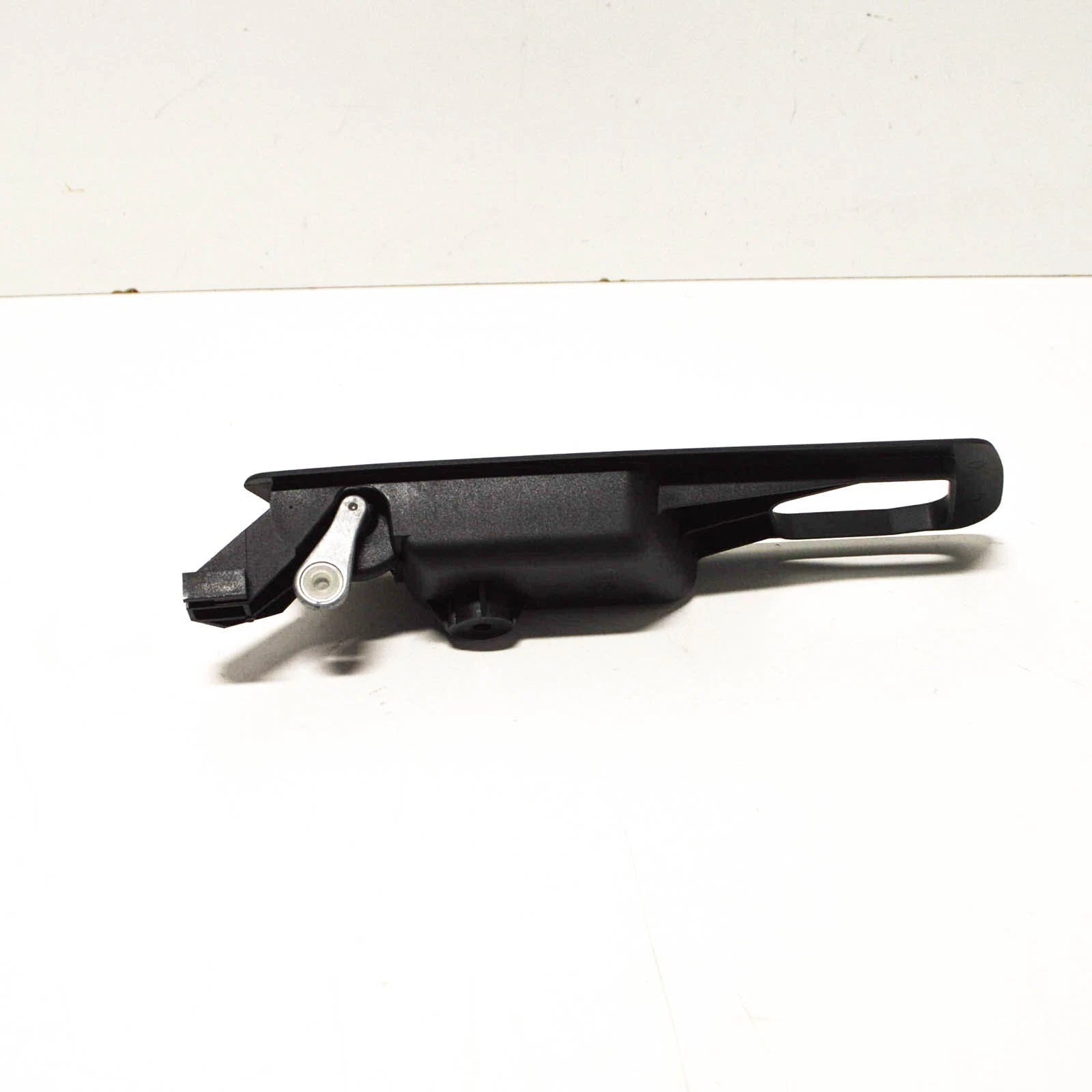 NEW BMW 5 E34 FRONT LEFT INTERIOR DOOR HANDLE 51211944369 1944369 ORIGINAL