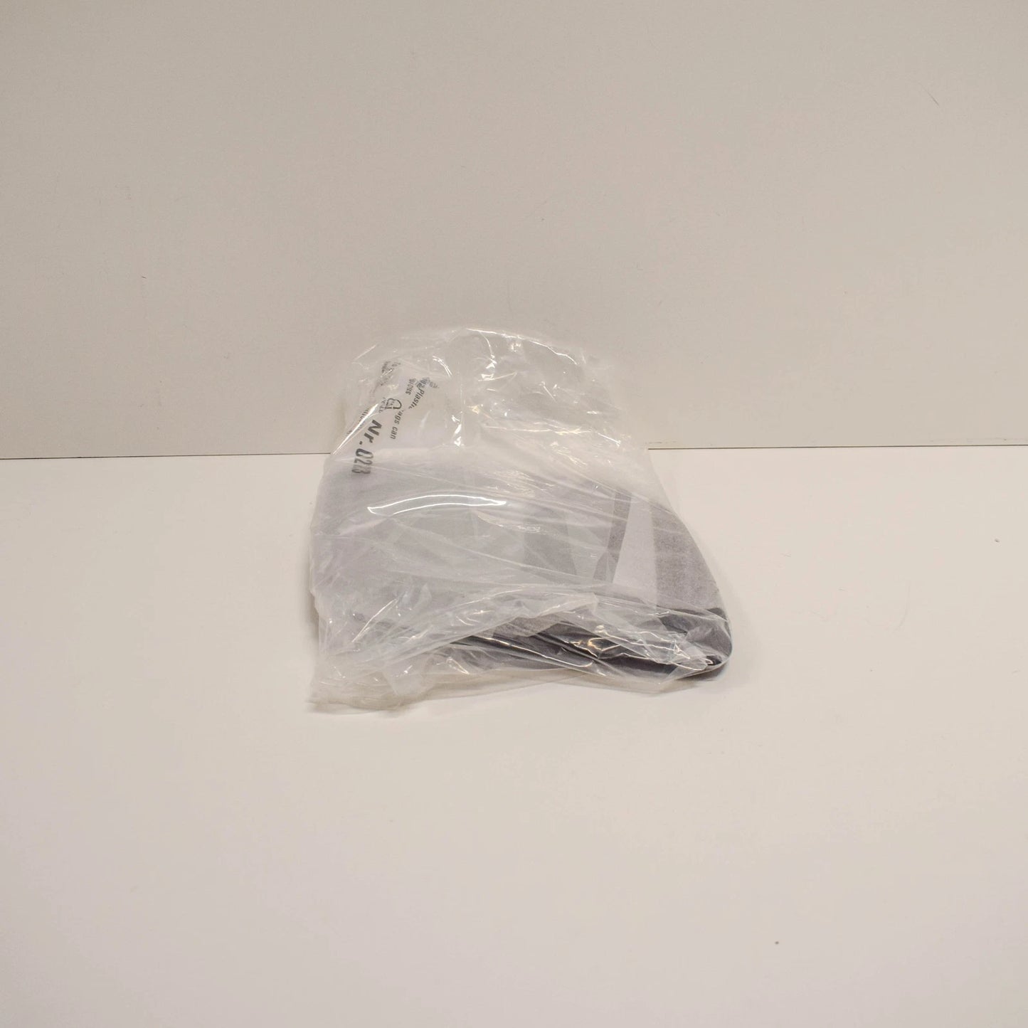 NEW BMW I3 L01 FRONT PRIMED CHARGING SOCKET PLUG COVER 51177376189 ORIGINAL