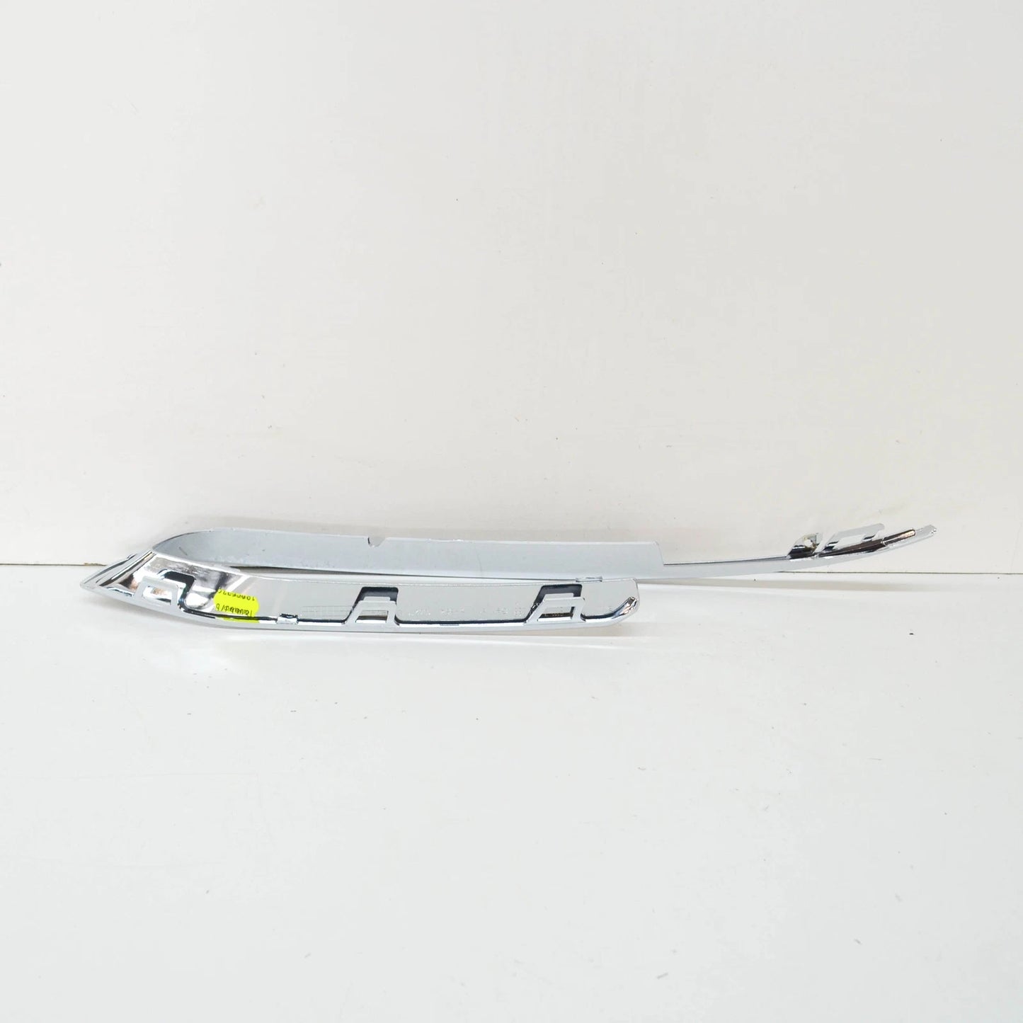 NEW BMW 5 F10 FRONT BUMPER MOLDING RIGHT 51117331770 2016 ORIGINAL