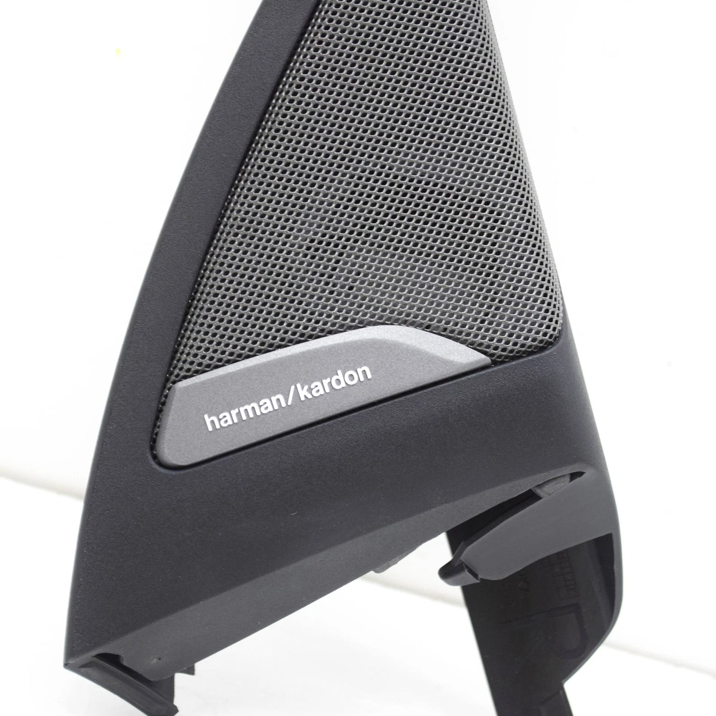 NEW BMW X4 G02 FRONT RIGHT DOOR CORNER TRIM 51339476950 9476950 ORIGINAL