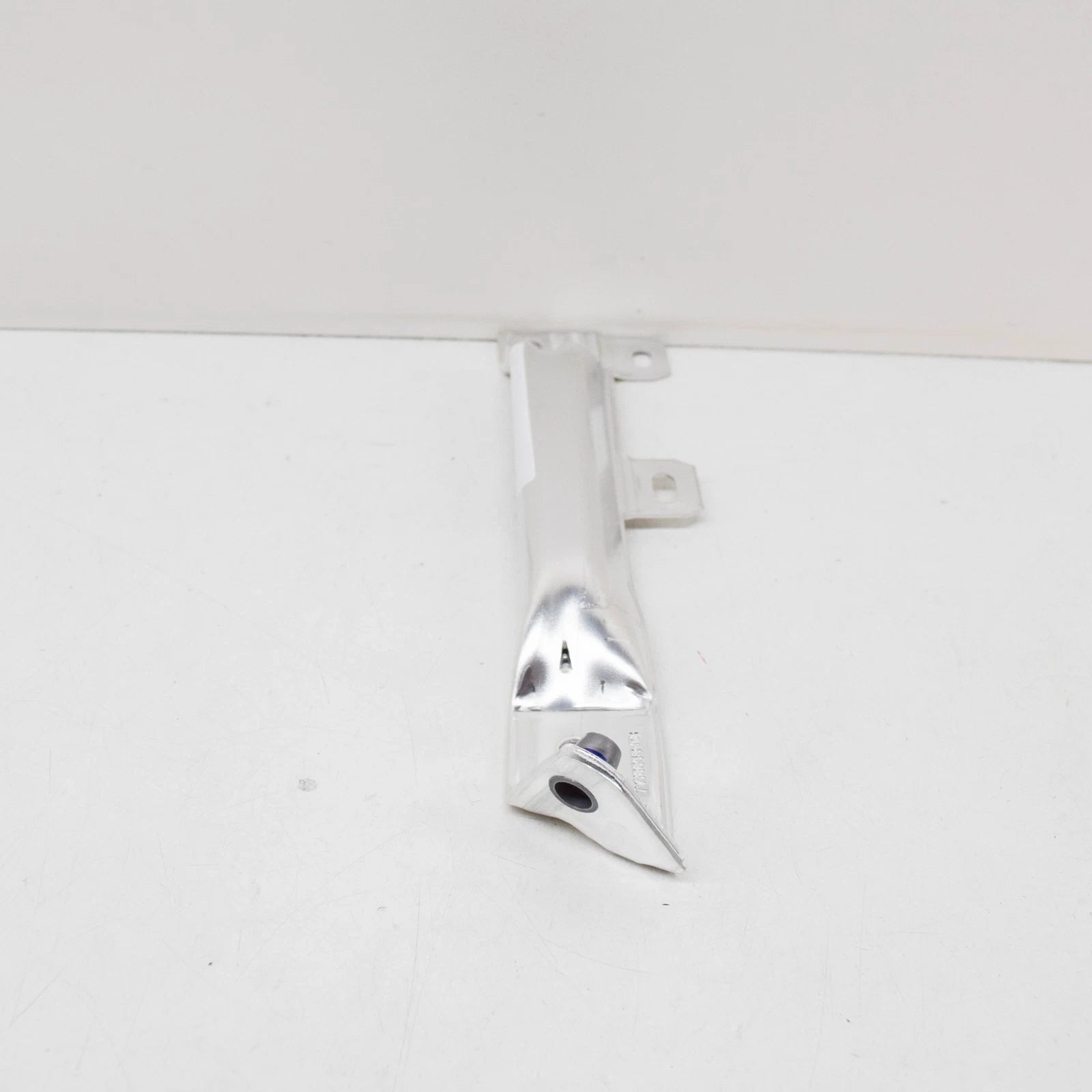 NEW BMW 5 F10 FRONT BUMPER LEFT BRACKET 51117158893 7158893 2015 ORIGINAL