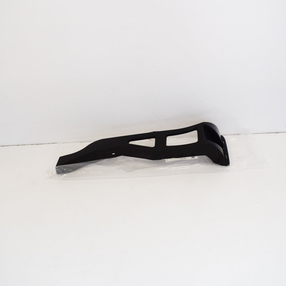NEW MERCEDES BENZ CLA C117 FRONT RIGHT BUMPER BRACKET A1178850021 ORIGINAL
