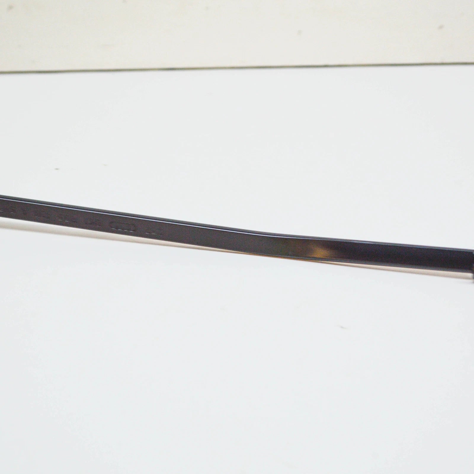 NEW AUDI A4 B8 FRONT WINDSHIELD RIGHT AERO WIPER ARM LHD 8K1955408A1P9