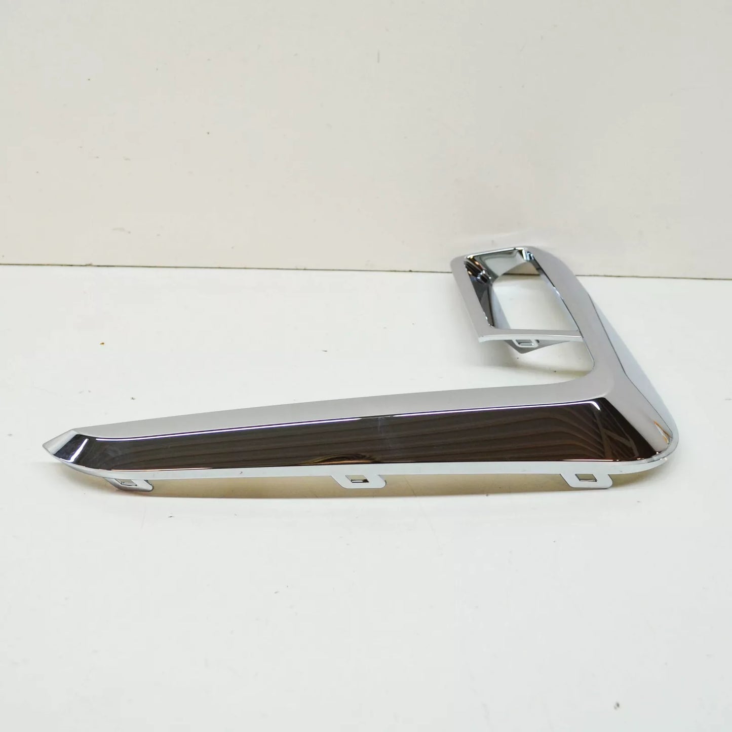 NEW BMW 7 G11 G12 M FRONT BUMPER RIGHT TRIM 51118079586 ORIGINAL