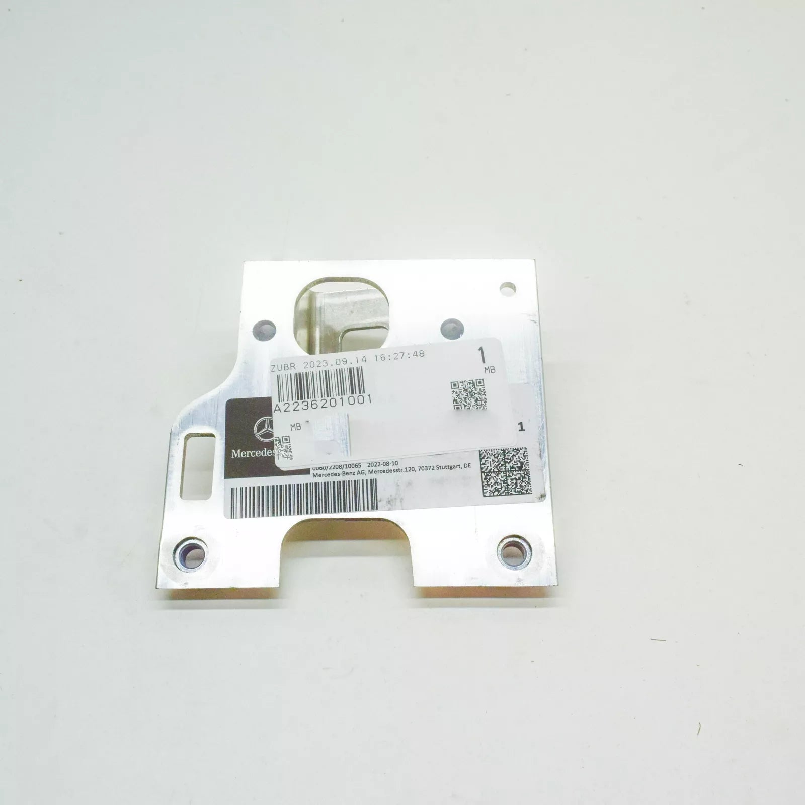 NEW MERCEDES-BENZ S W223 FRONT BUMPER IMPACT BAR BRACE LEFT A2236201001 ORIGINAL