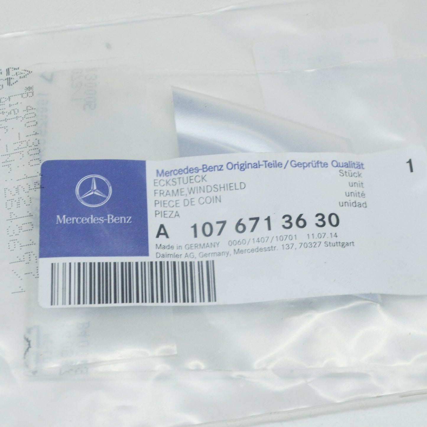 NEW MERCEDES-BENZ SL R107 WINDSHIELD RIGHT OUTER MOULDING A1076713630 ORIGINAL