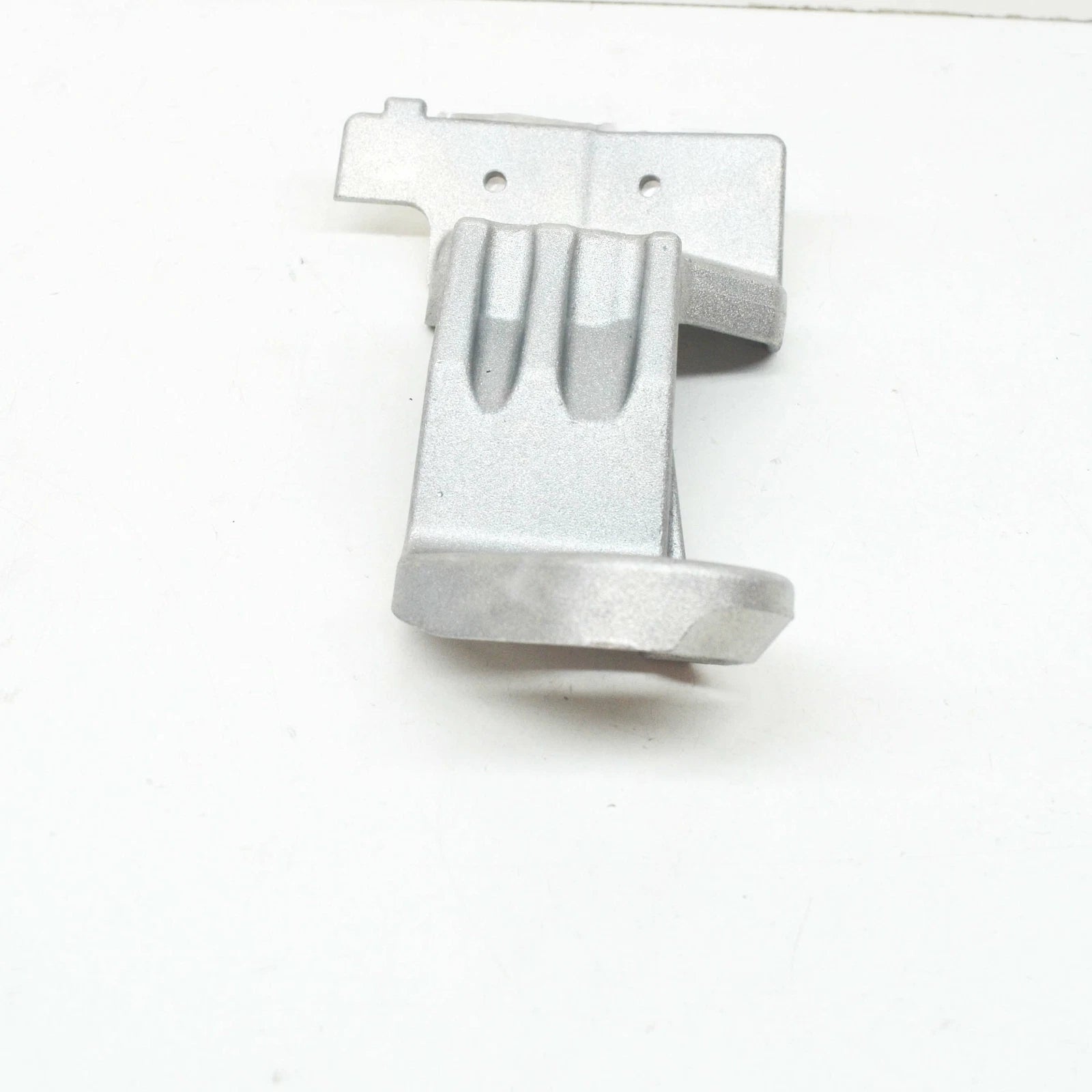 NEW MB E W213 LEFT RADIATOR LOWER HOLDER A2135052100