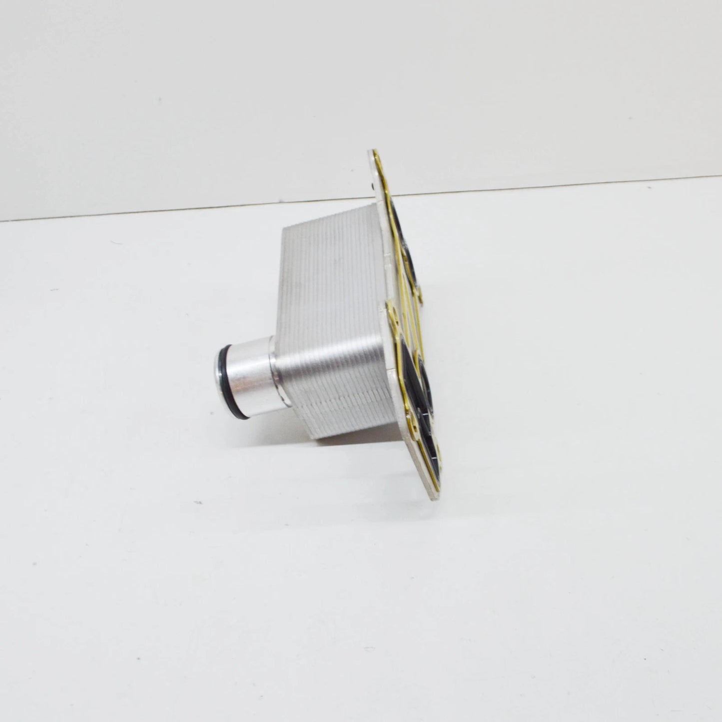 NEW BMW 3 E90 HEAT EXCHANGER 11428512435 8512435 ORIGINAL