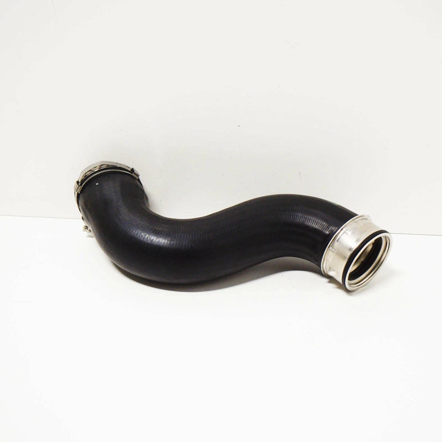 NEW MERCEDES-BENZ S-CLASS W221 RIGHT SIDE INTERCOOLER HOSE A2215281482