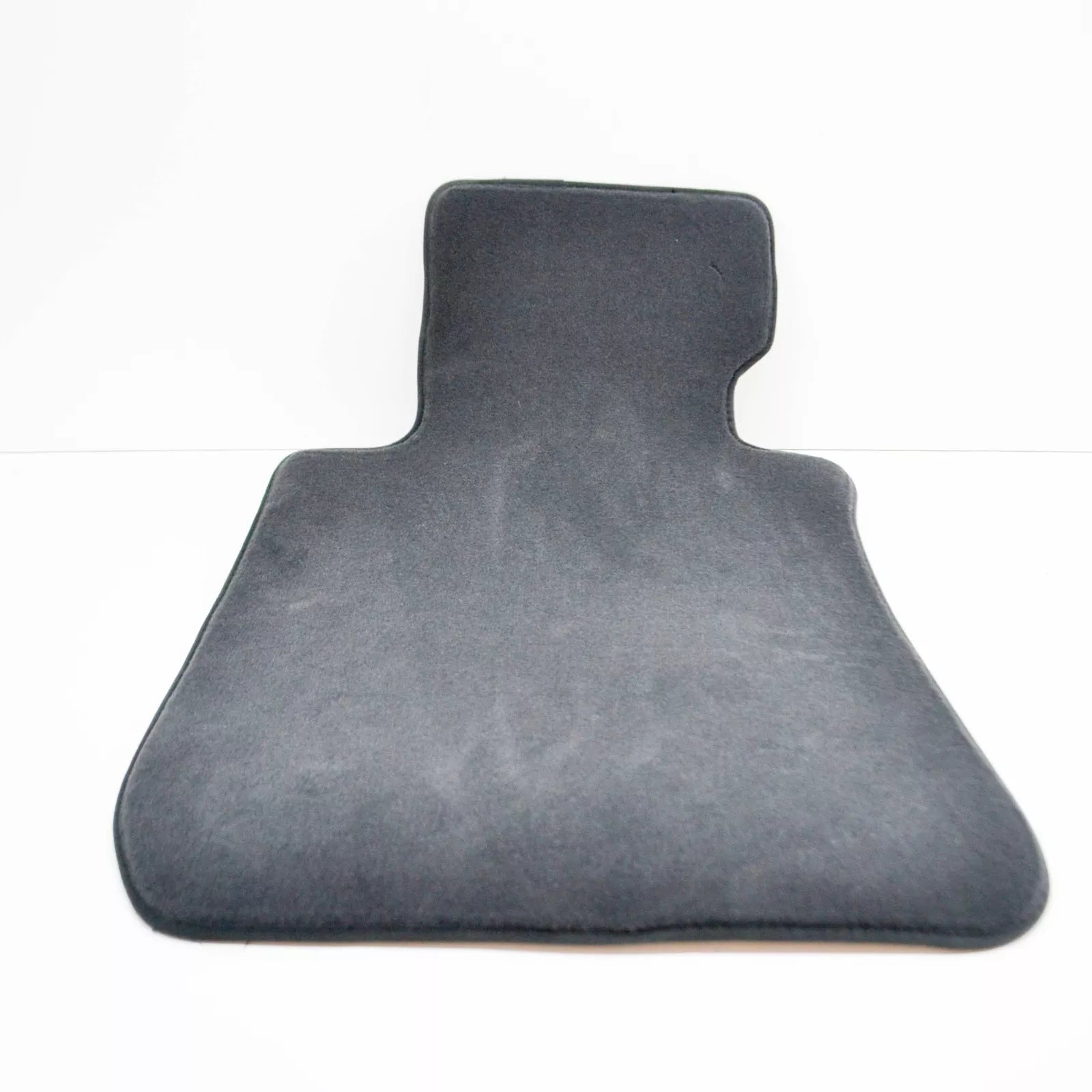 NEW BMW 3 E90 FRONT LEFT FLOOR MAT 7265480 51477265480 ORIGINAL