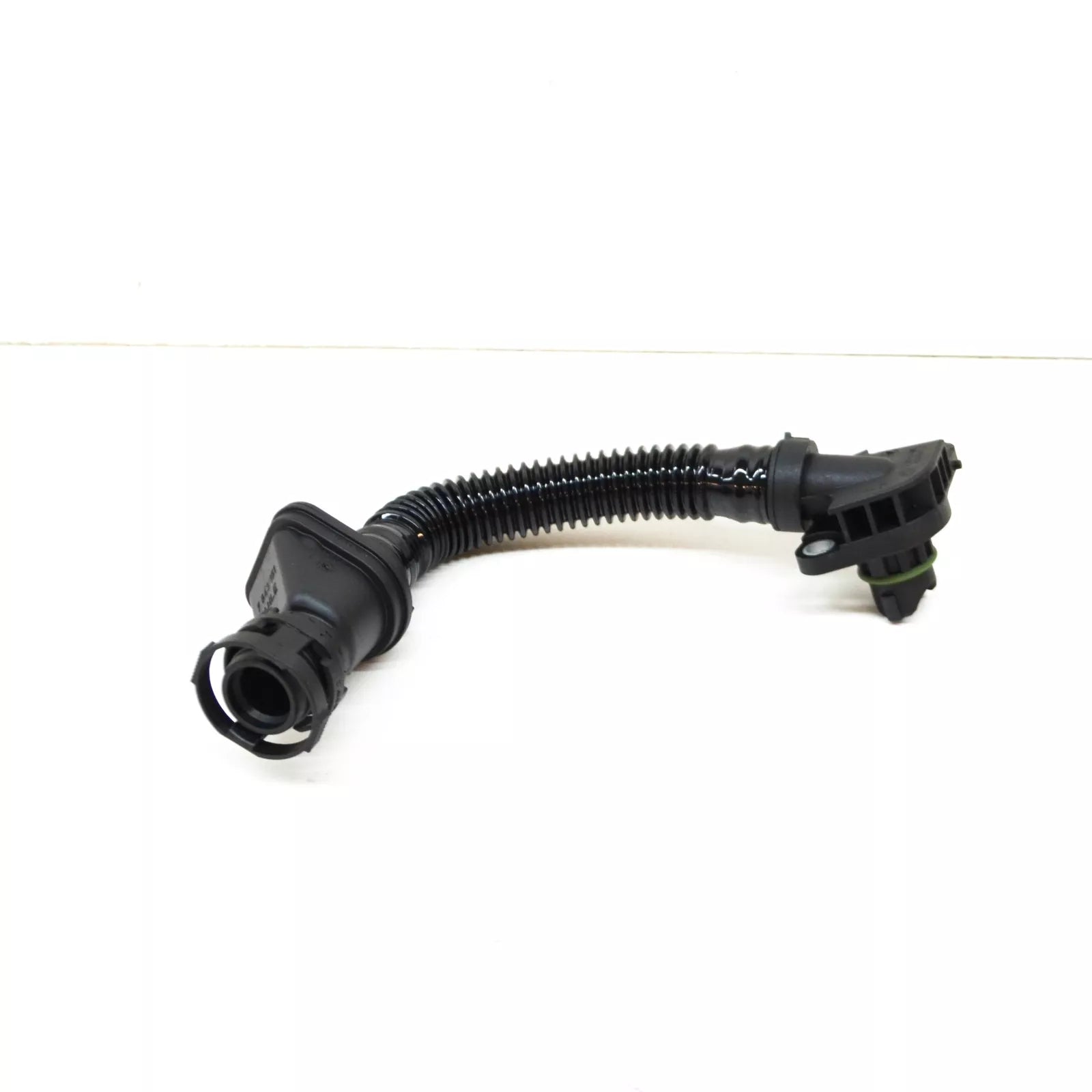 NEW BMW M5 F10 ENGINE CRANKCASE BREATHER HOSE 11157843151 7843151 ORIGINAL