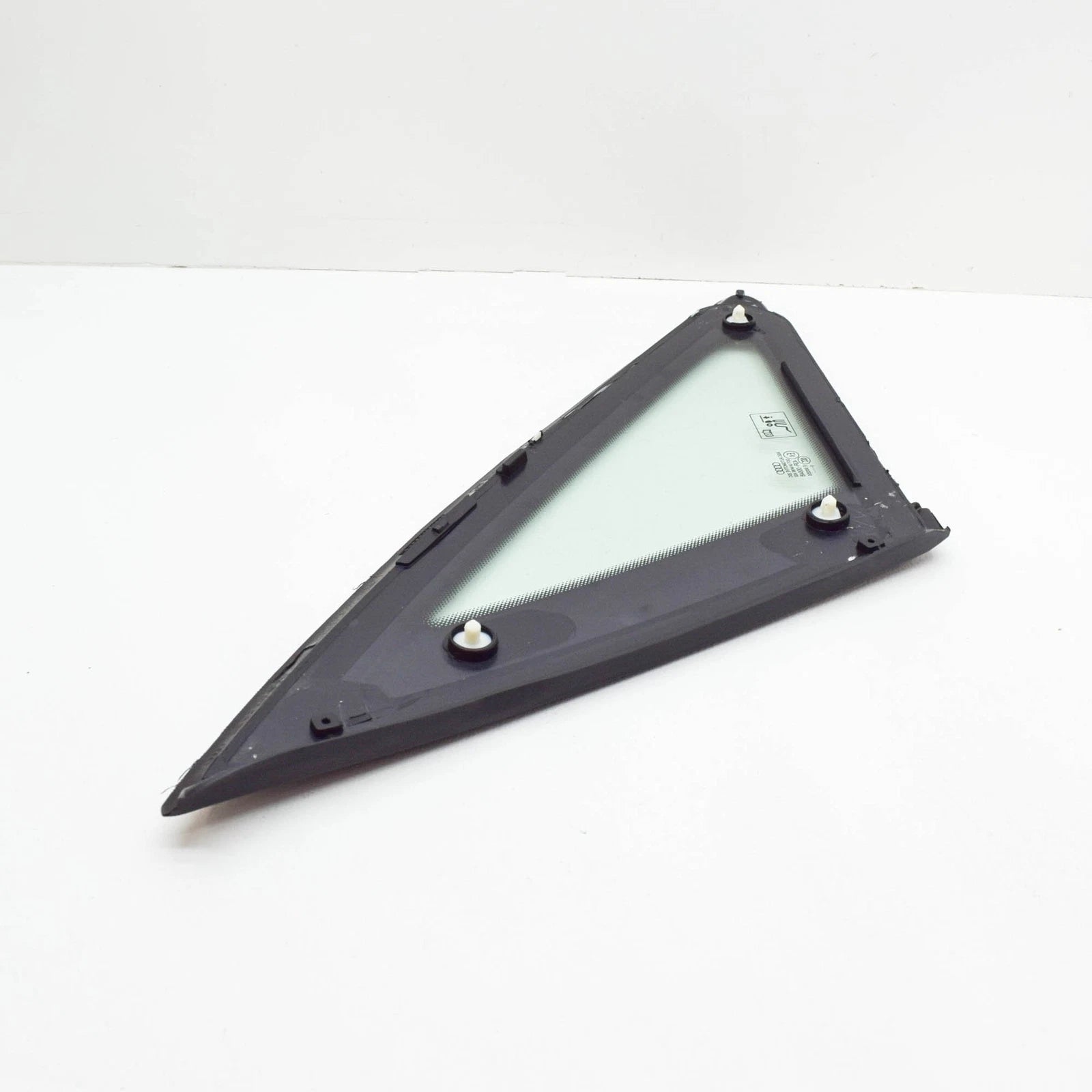 NEW AUDI A4 B8 REAR RIGHT DOOR QUARTER WINDOW 8K5845300GNVB ORIGINAL