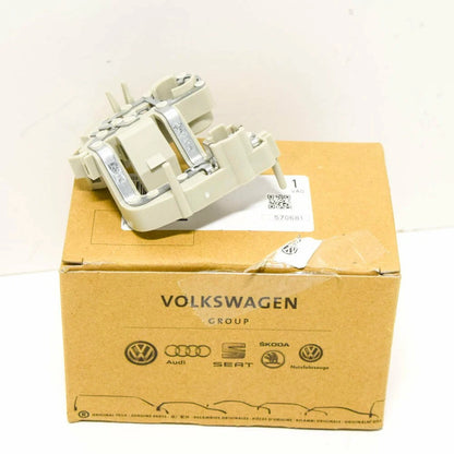 NEW AUDI A5 8T3 REAR LEFT LIGHTBULB CARRIER 8T0945257 ORIGINAL