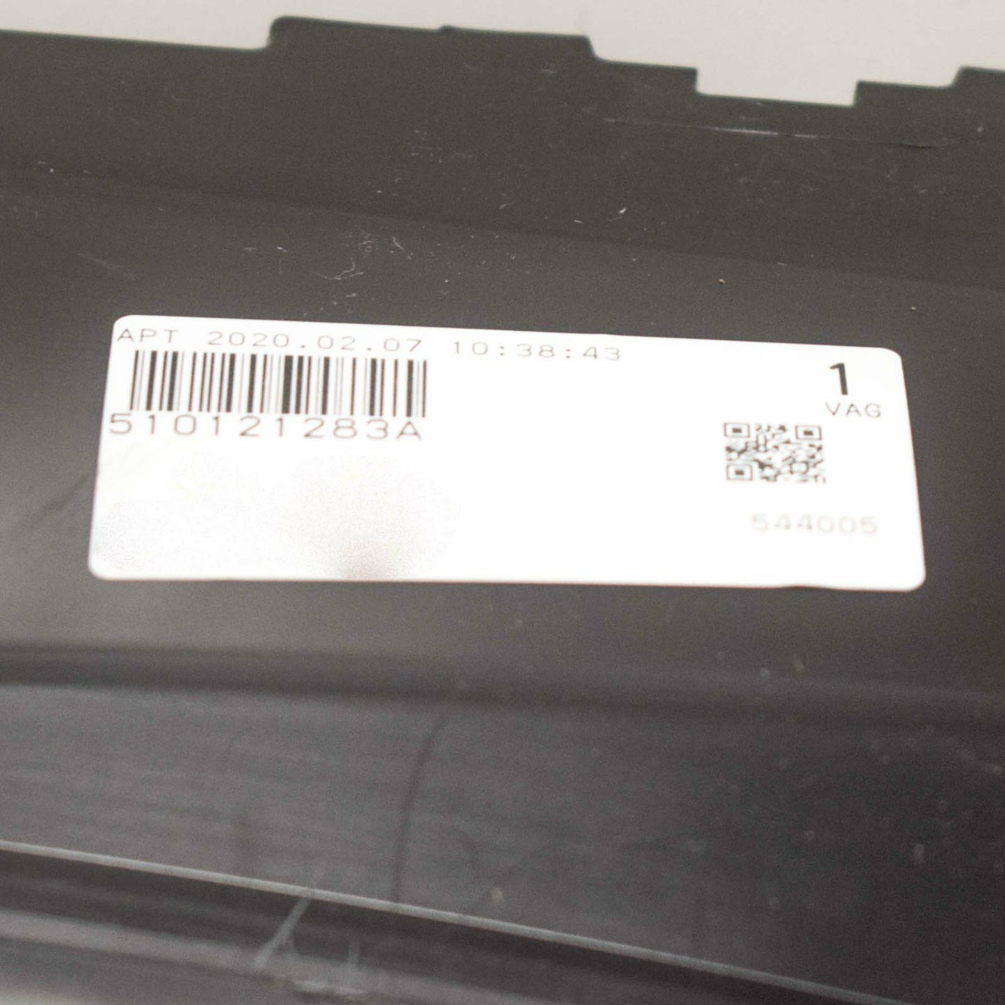 NEW VOLKSWAGEN GOLF SPORSTVAN MK7 LEFT RADIATOR AIR GUIDE 510121283A ORIGINAL