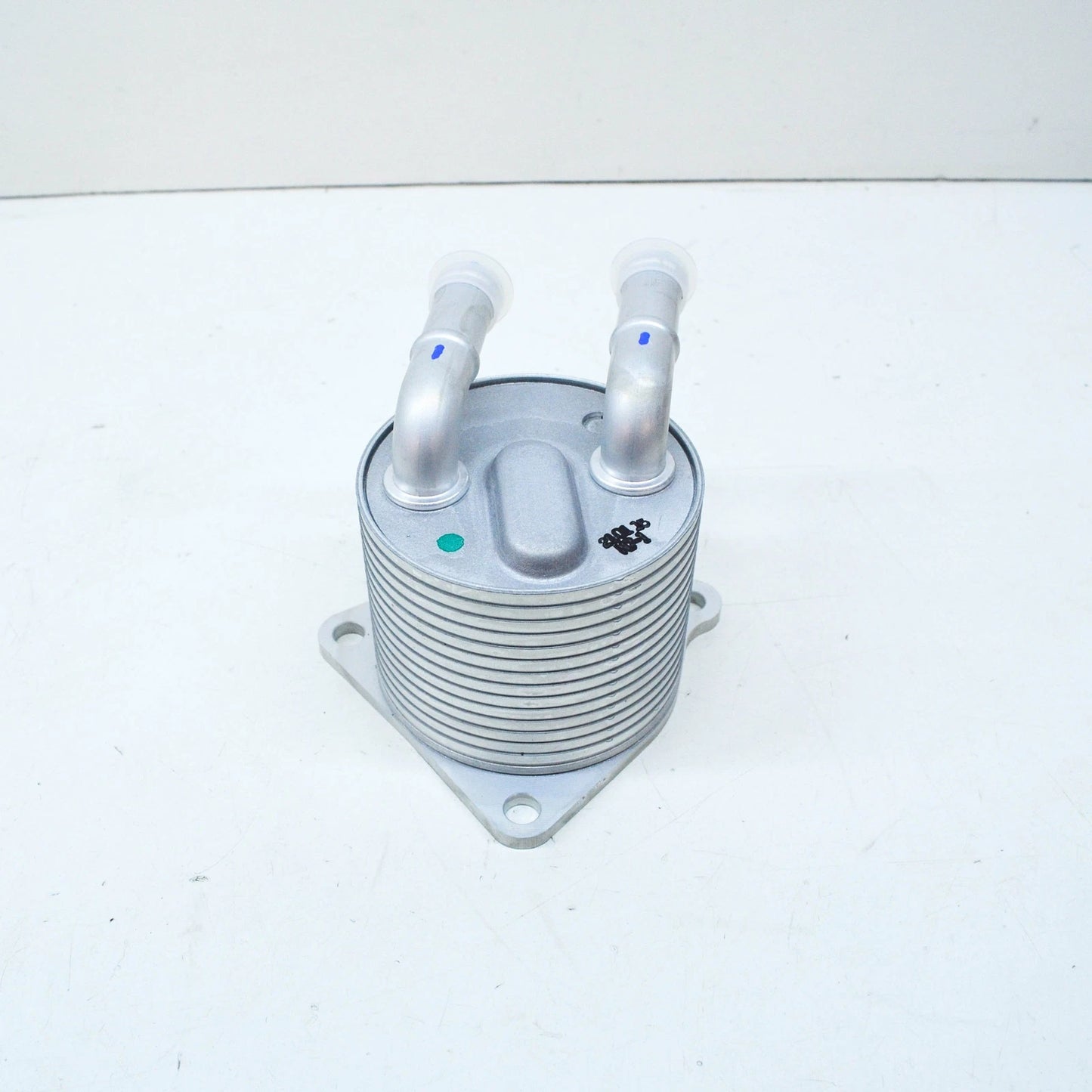 NEW BMW 2 F45 OIL COOLER 24148642575 8642575 ORIGINAL