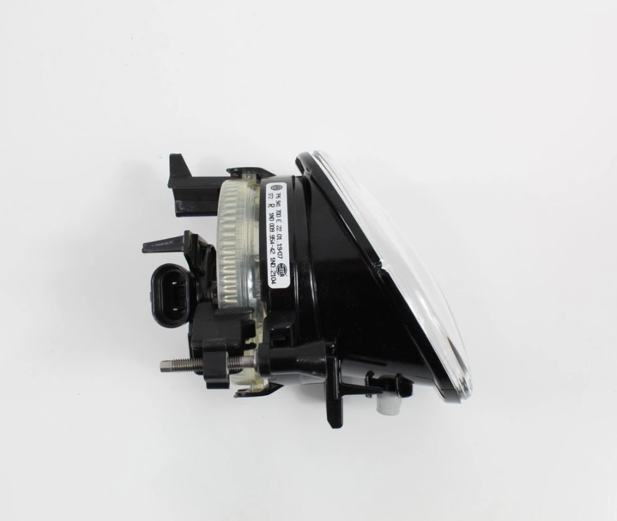 new vw touareg 7p5 front right fog light 7p6941700e original