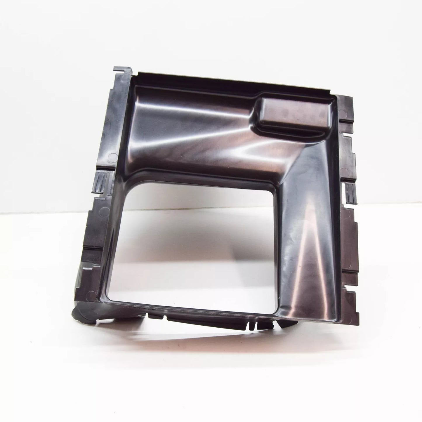 NEW AUDI Q7 4M RIGHT CHARGE AIR COOLING RADIATOR GUIDE 4M0145334R ORIGINAL