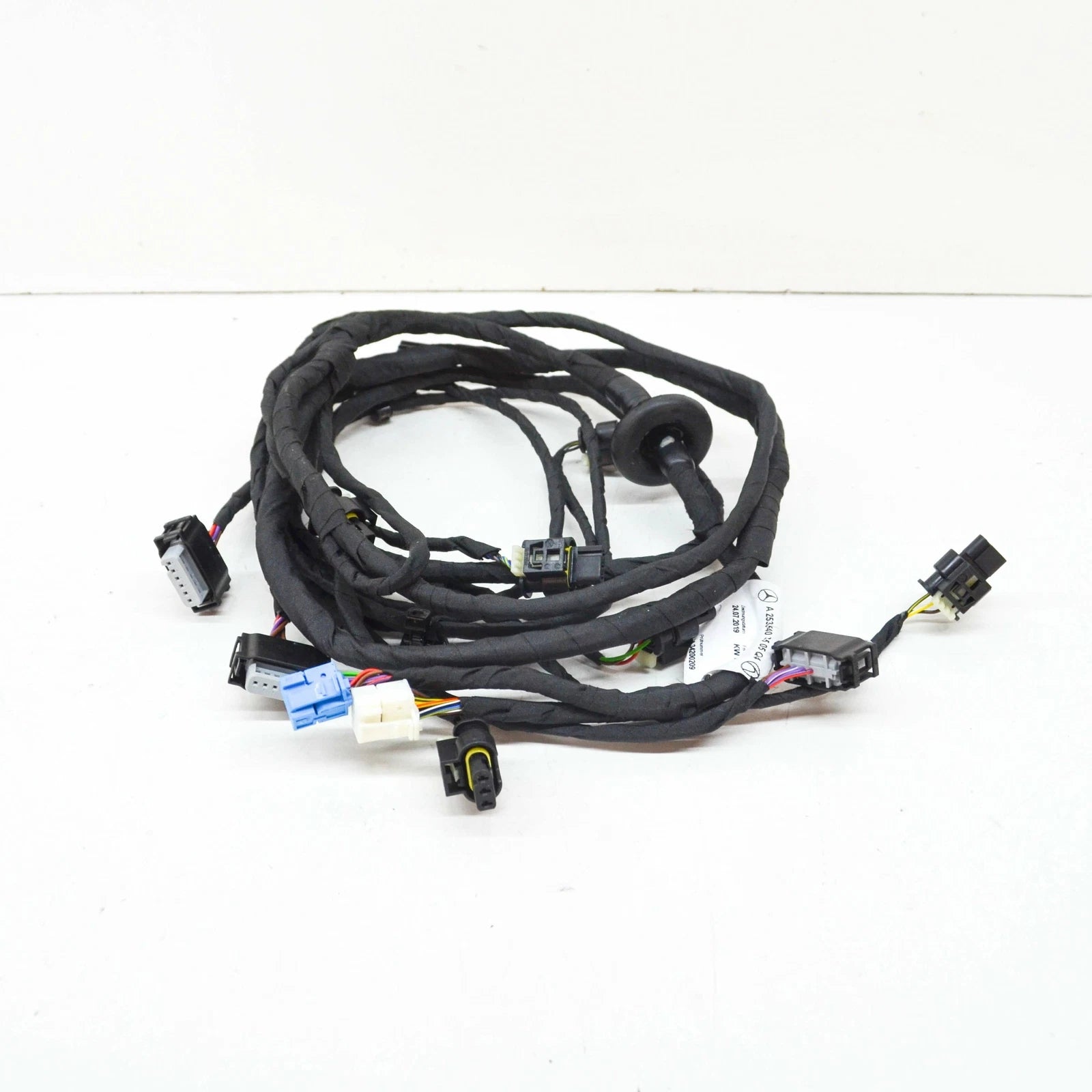 NEW MB GLC C253 REAR BUMPER ELECTRICAL WIRING HARNESS A2535403505