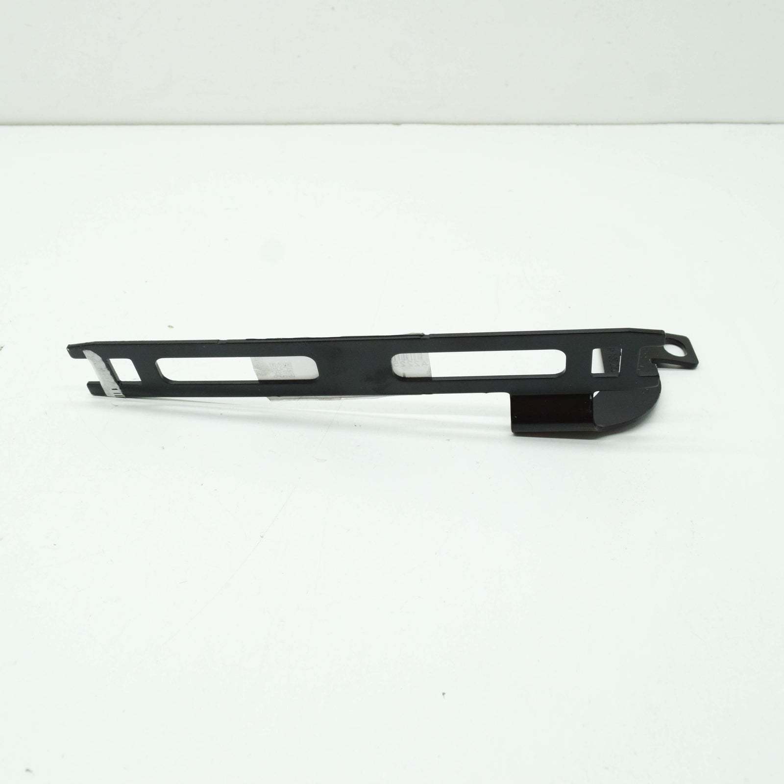 NEW MERCEDES-BENZ S W222 RIGHT RADIATOR BRACKET A2225044040 ORIGINAL