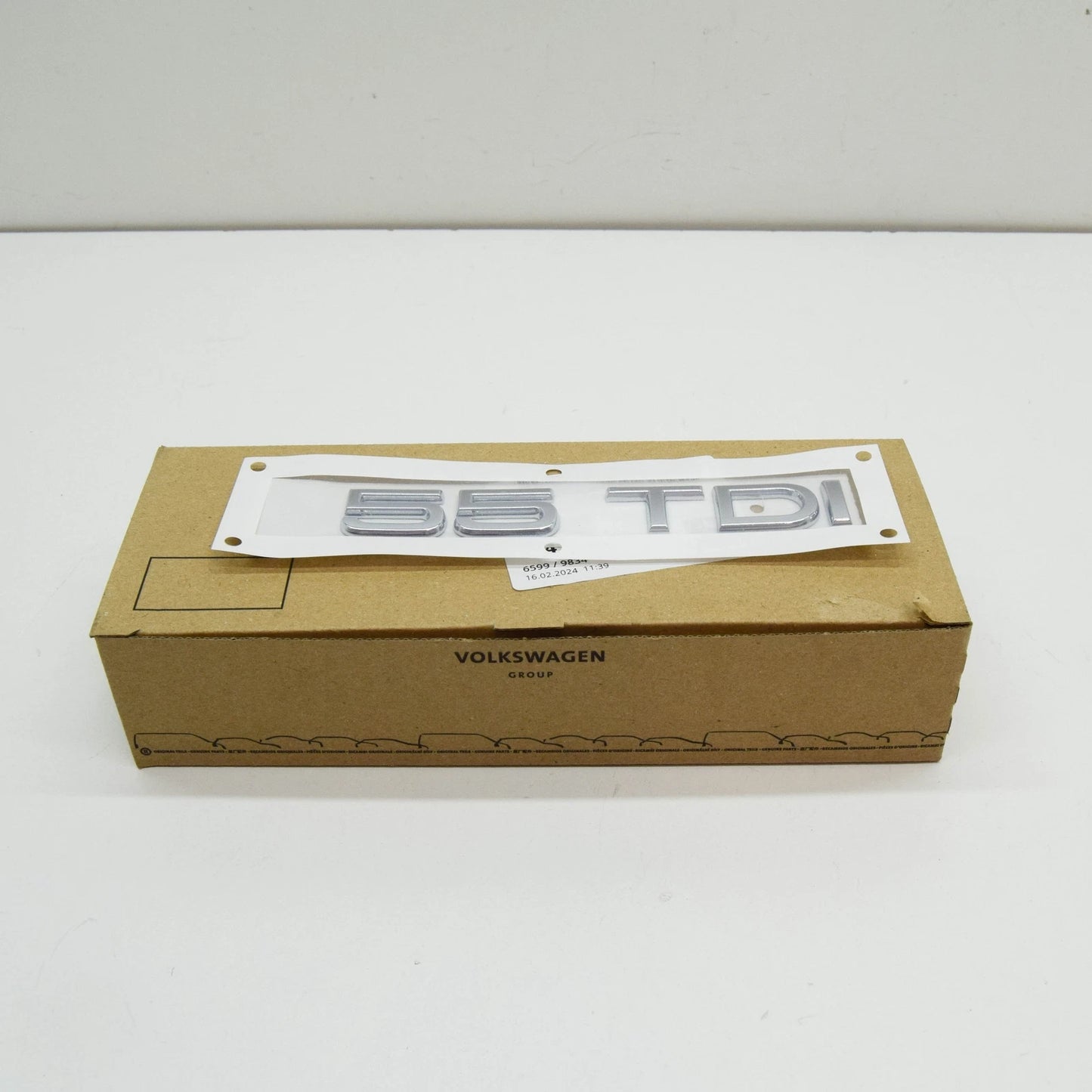 NEW AUDI A6 AVANT C7 REAR BOOT TRUNK BADGE '55 TDI' 4G8853744A2ZZ ORIGINAL