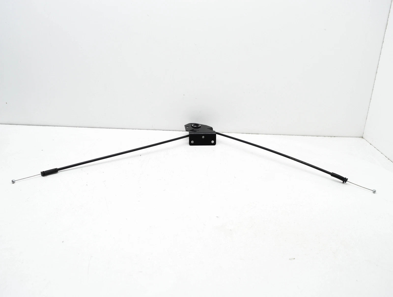 NEW AUDI A3 LIMOUSINE 8Y FRONT BONNET LOCK RELEASE CABLE 8Y0823529