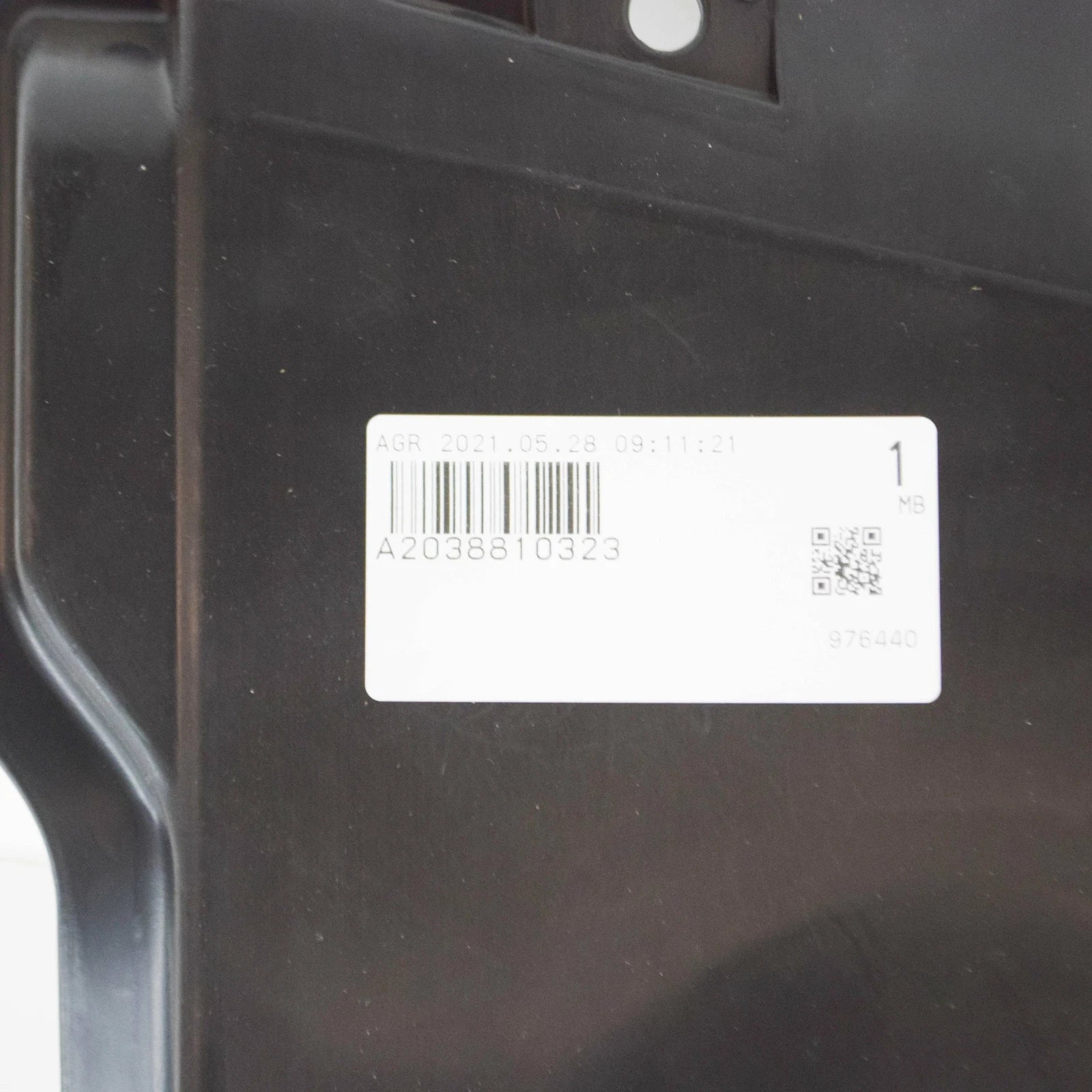 NEW MB C W203 FRONT LEFT FENDER LINER BOTTOM PART A2038810323