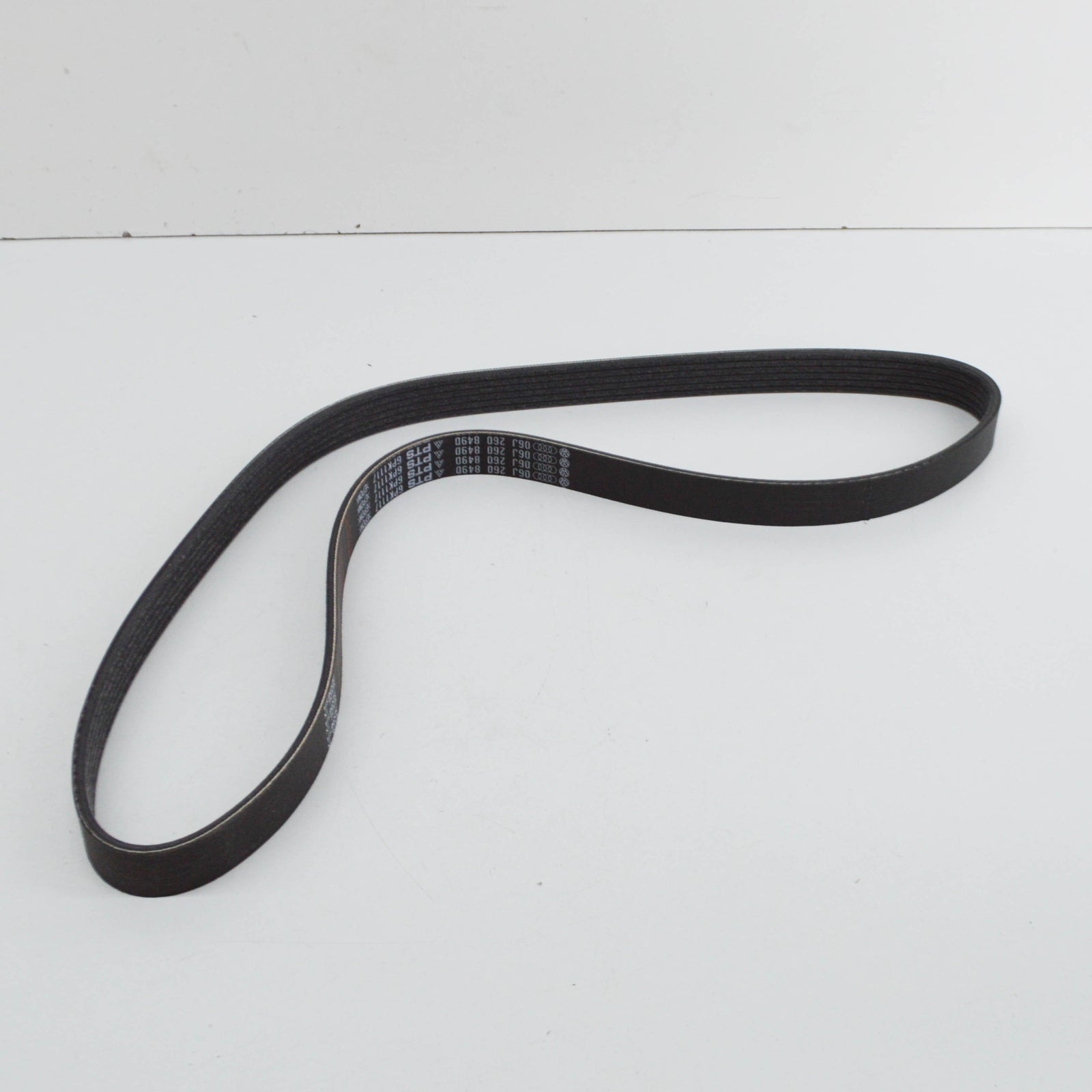 NEW AUDI A3 8P ACCESSORY DRIVE BELT 06J260849D ORIGINAL