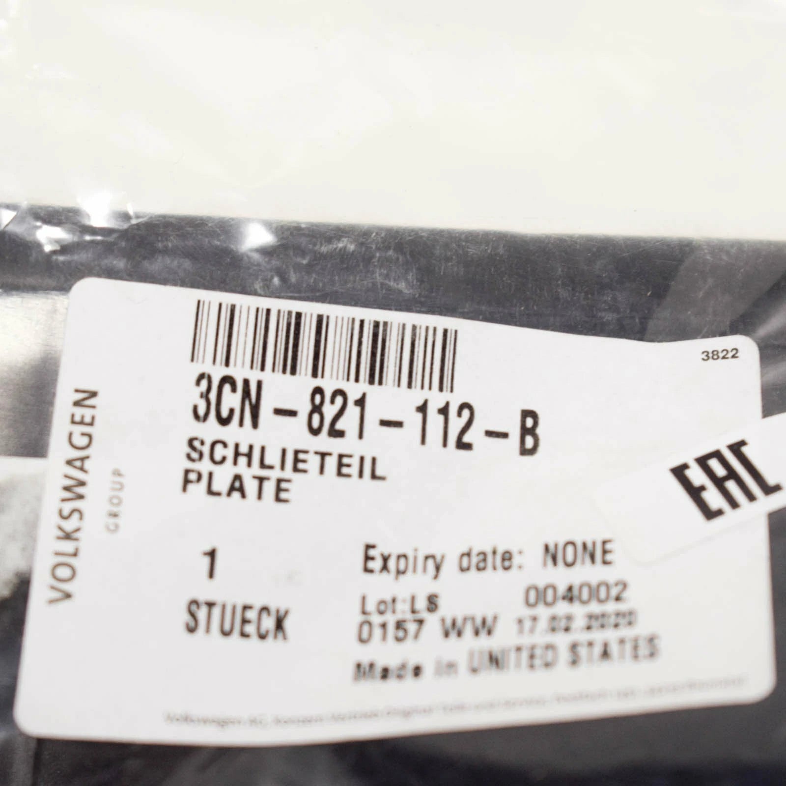 NEW VOLKSWAGEN ATLAS FRONT RIGHT FENDER END PLATE 3CN821112B