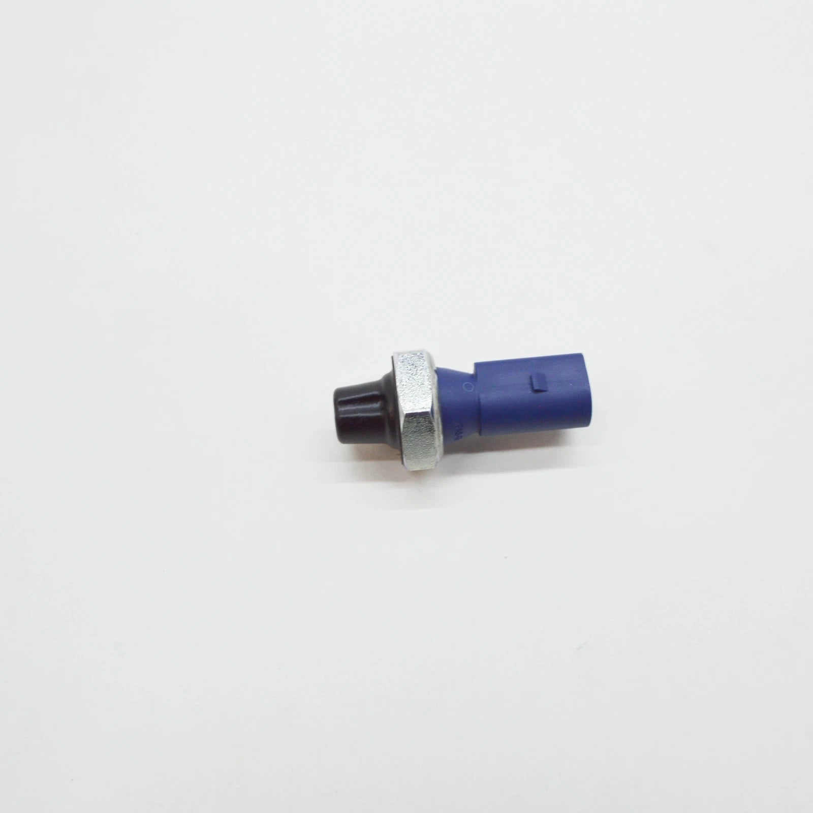NEW VOLKSWAGEN T-ROC A11 OIL PRESSURE SENDER 06K919081 ORIGINAL