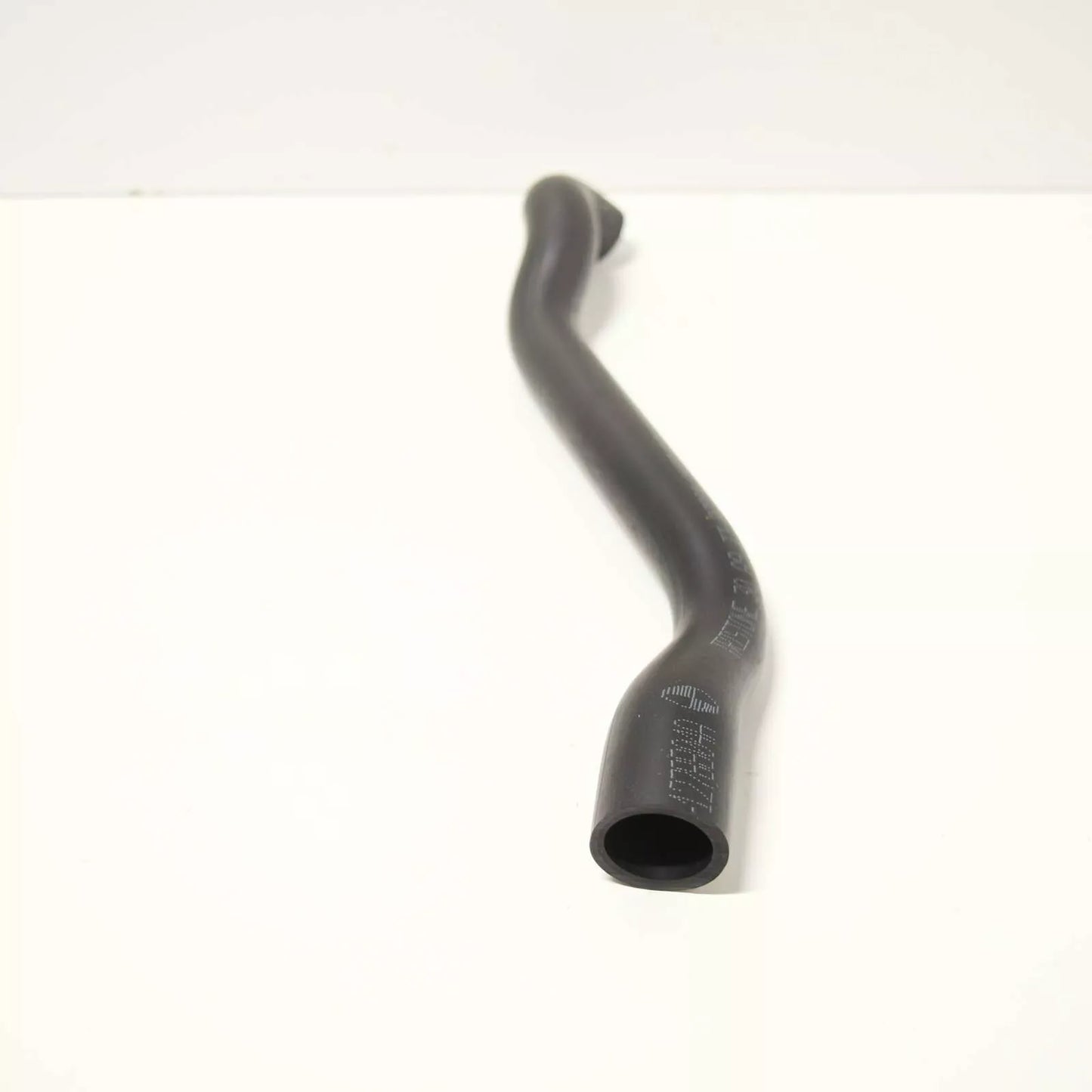 NEW BMW 3 E30 CRANKCASE VENT HOSE 11151278804 ORIGINAL