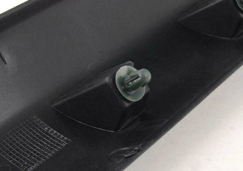 NEW AUDI R8 42 LEFT INNER DOOR SILL TRIM STRIP 420853905A6PS ORIGINAL