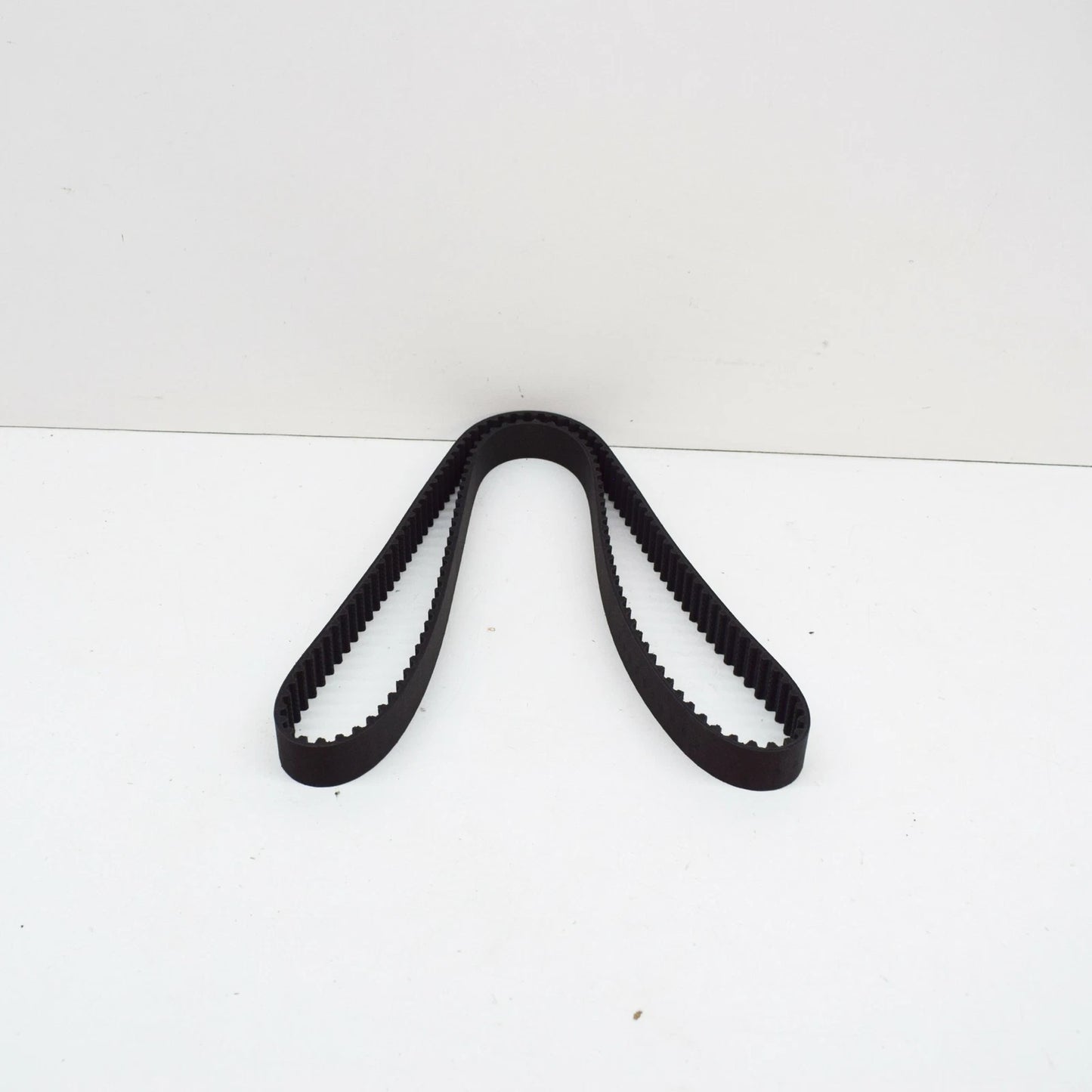 NEW AUDI A1 8X TIMING TOOTHED BELT 04L109119D