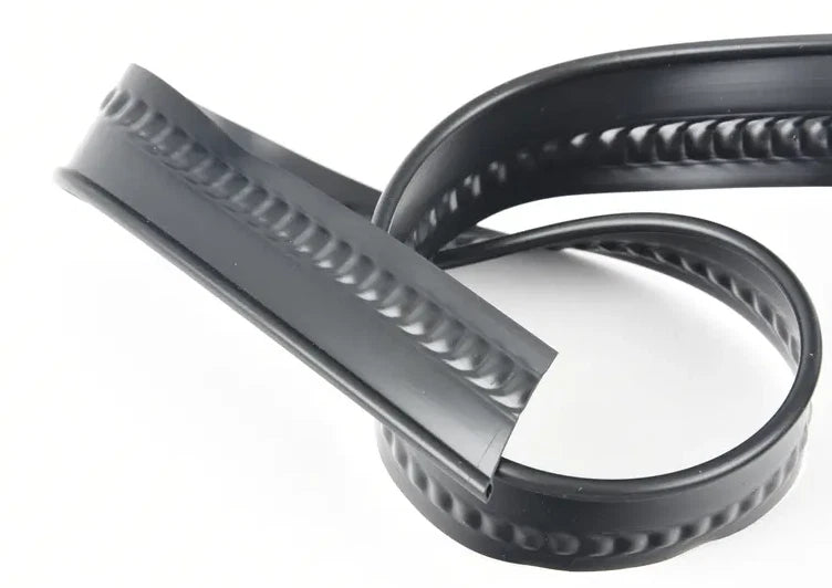 NEW MB G W463 FRONT BETWEEN WHEELHOUSE AND FENDER WELT A4608810390 ORIGINAL