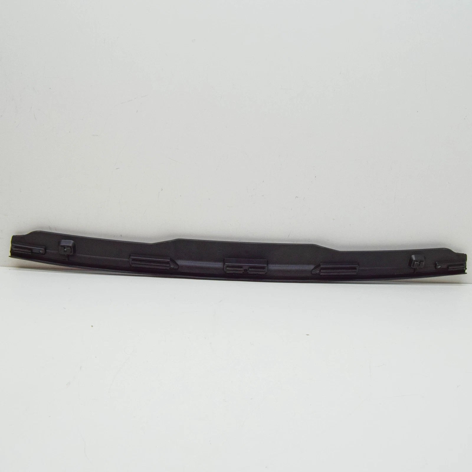 NEW AUDI A1 GB CENTER HOOD IMPACT PROTECTION 82A823126A ORIGINAL