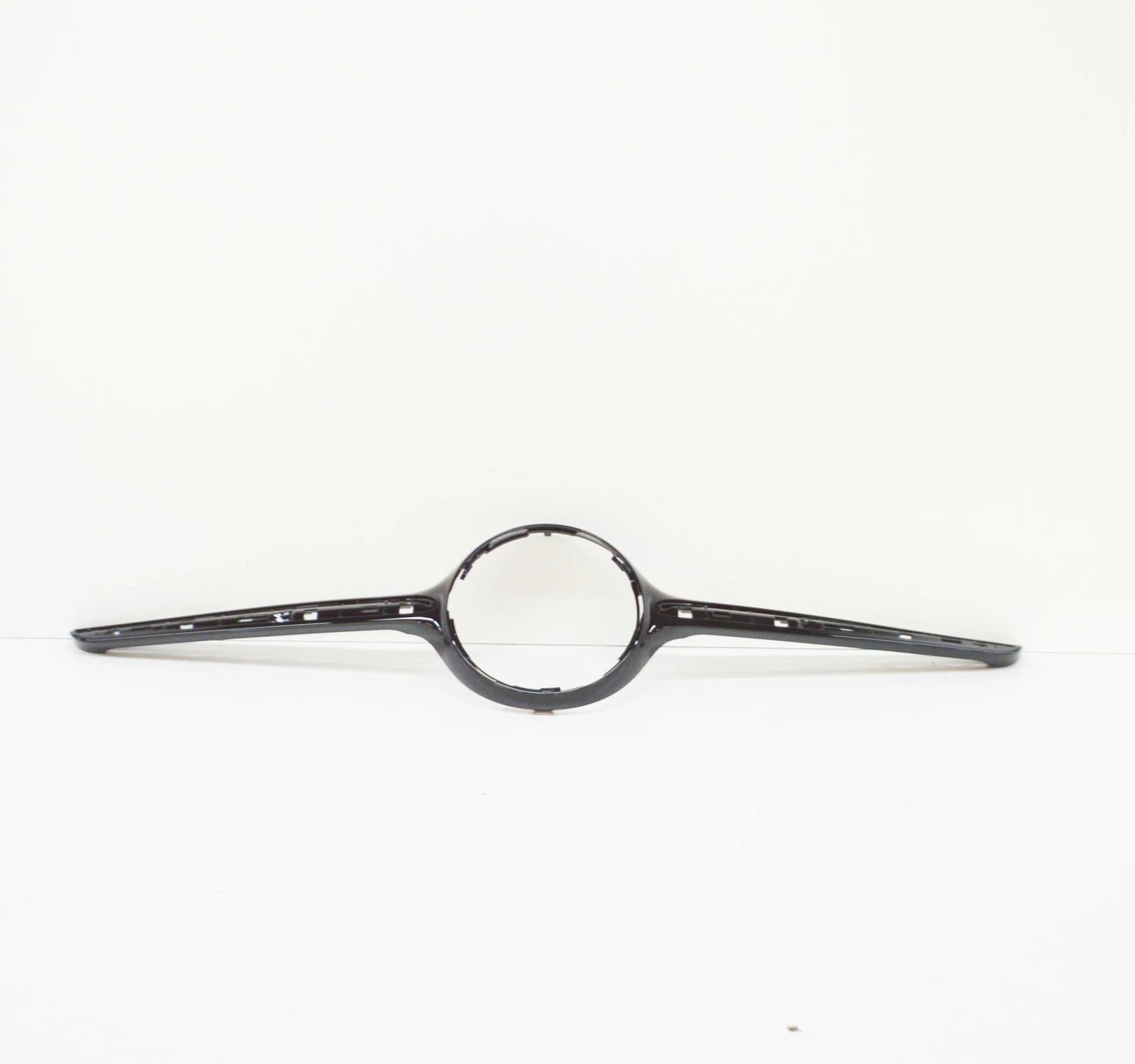 NEW MERCEDES-BENZ CLS C218 RADIATOR GRILLE COVER TRIM A2188852900