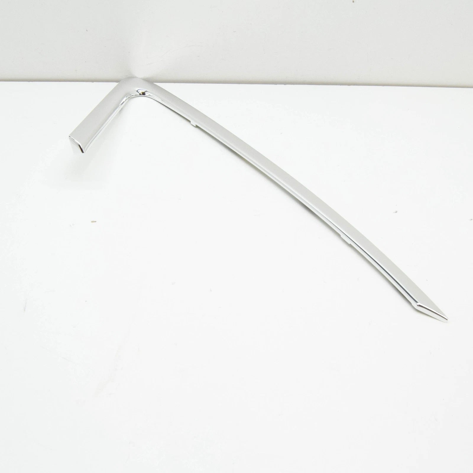 NEW AUDI A4 B9 REAR RIGHT SIDE WINDOW TRIM STRIP 8W58533462ZZ ORIGINAL