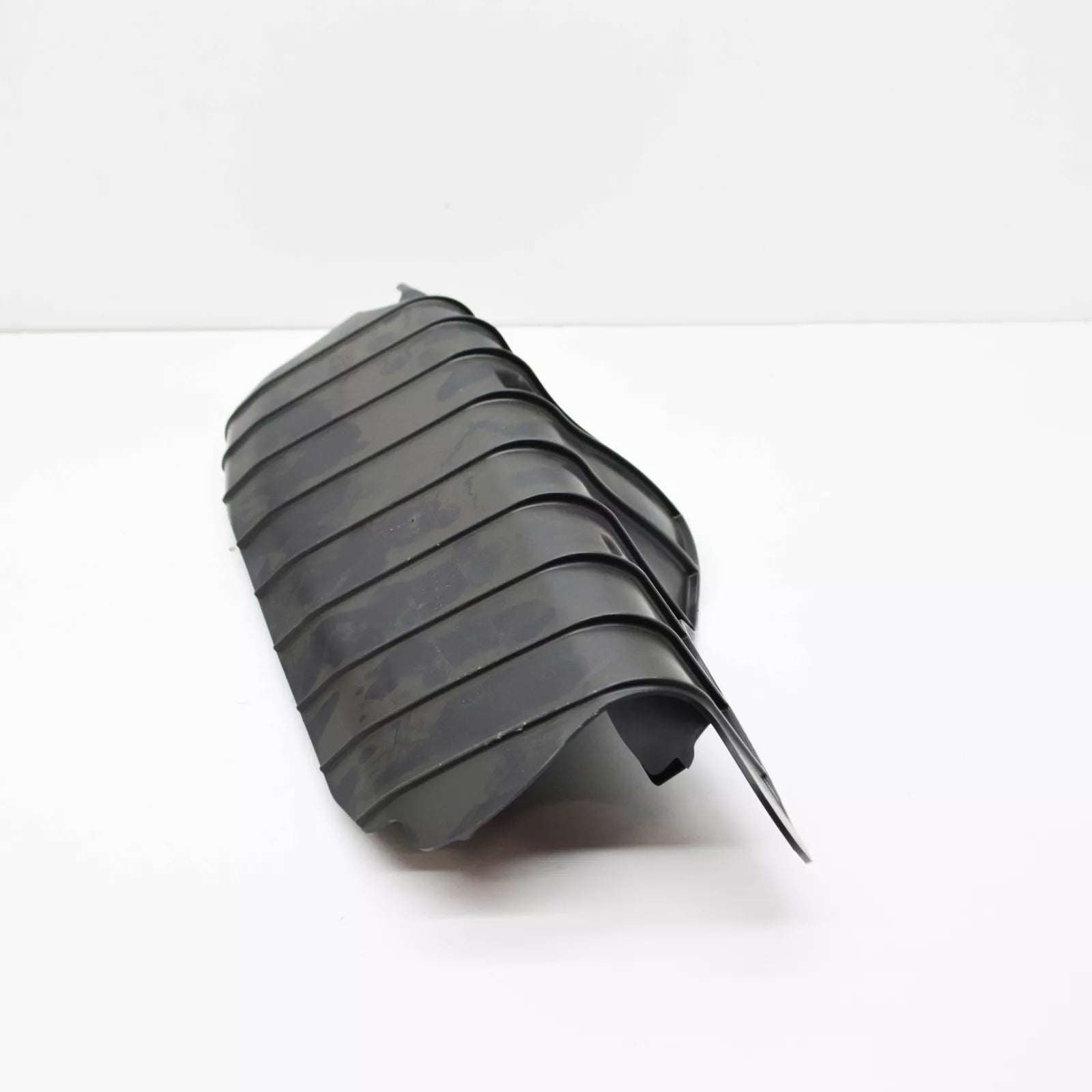 NEW AUDI A6 C8 REAR LEFT STONE CHIP GUARD 4K0505415B ORIGINAL