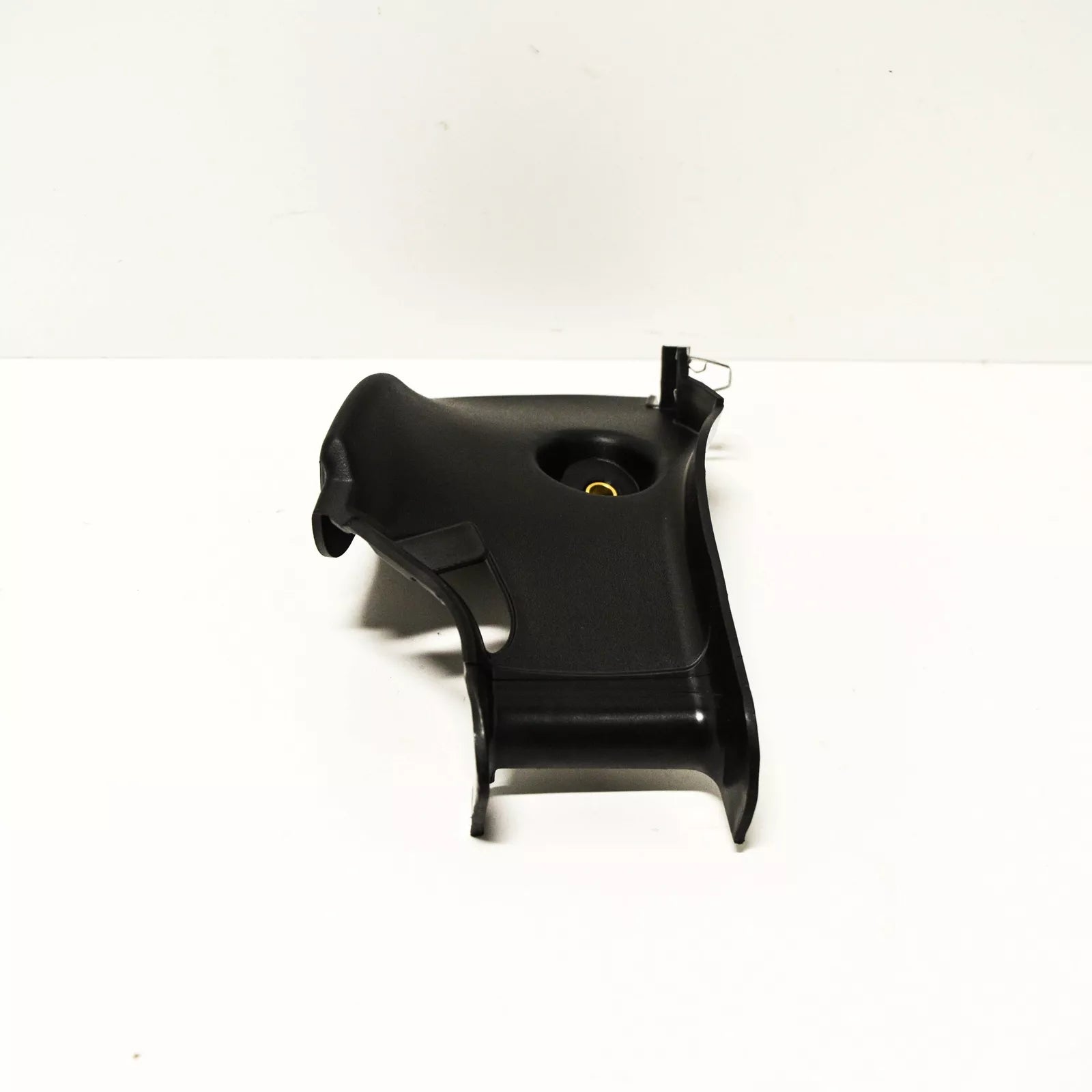 NEW MB GLK-CLASS X204 REAR RIGHT SEATBELT BRACKET A20469328339051 2009 ORIGINAL