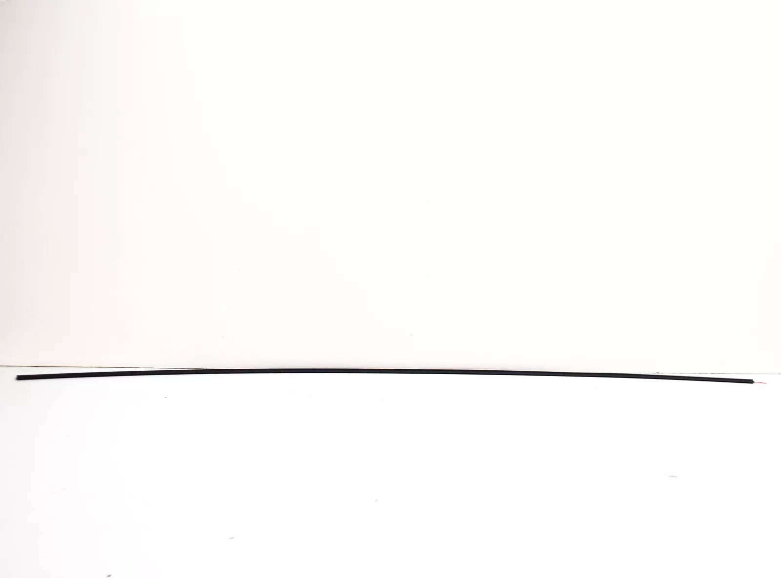 NEW BMW X3 G01 FRONT UPPER WINDSHIELD MOLDING 51317399014 ORIGINAL