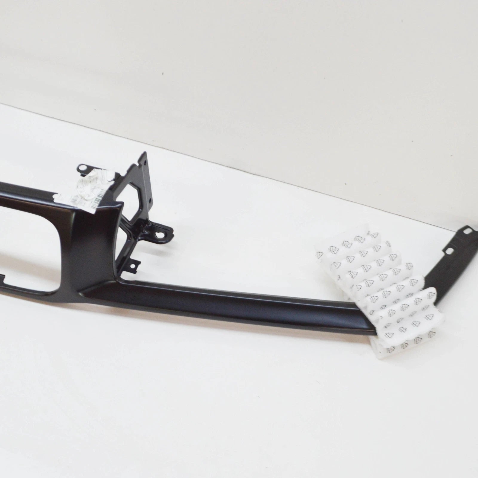 NEW BMW E36 GRILL HEADLIGHT MOUNTING NOSE PANEL FRONT 1977940 41331977940