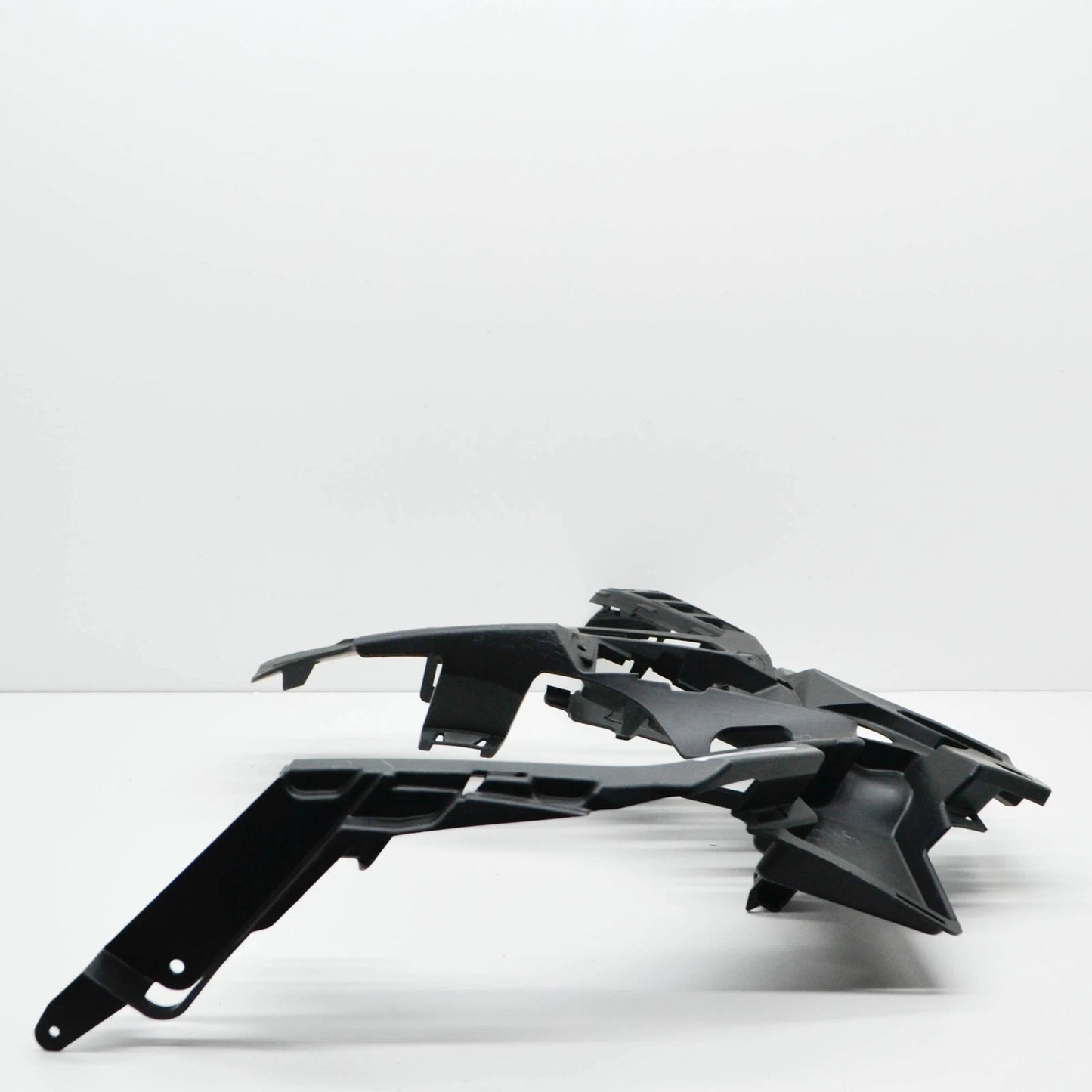 NEW MB S W222 FRONT RIGHT BUMPER INSIDE BASIC MOUNTING A2228856700 ORIGINAL