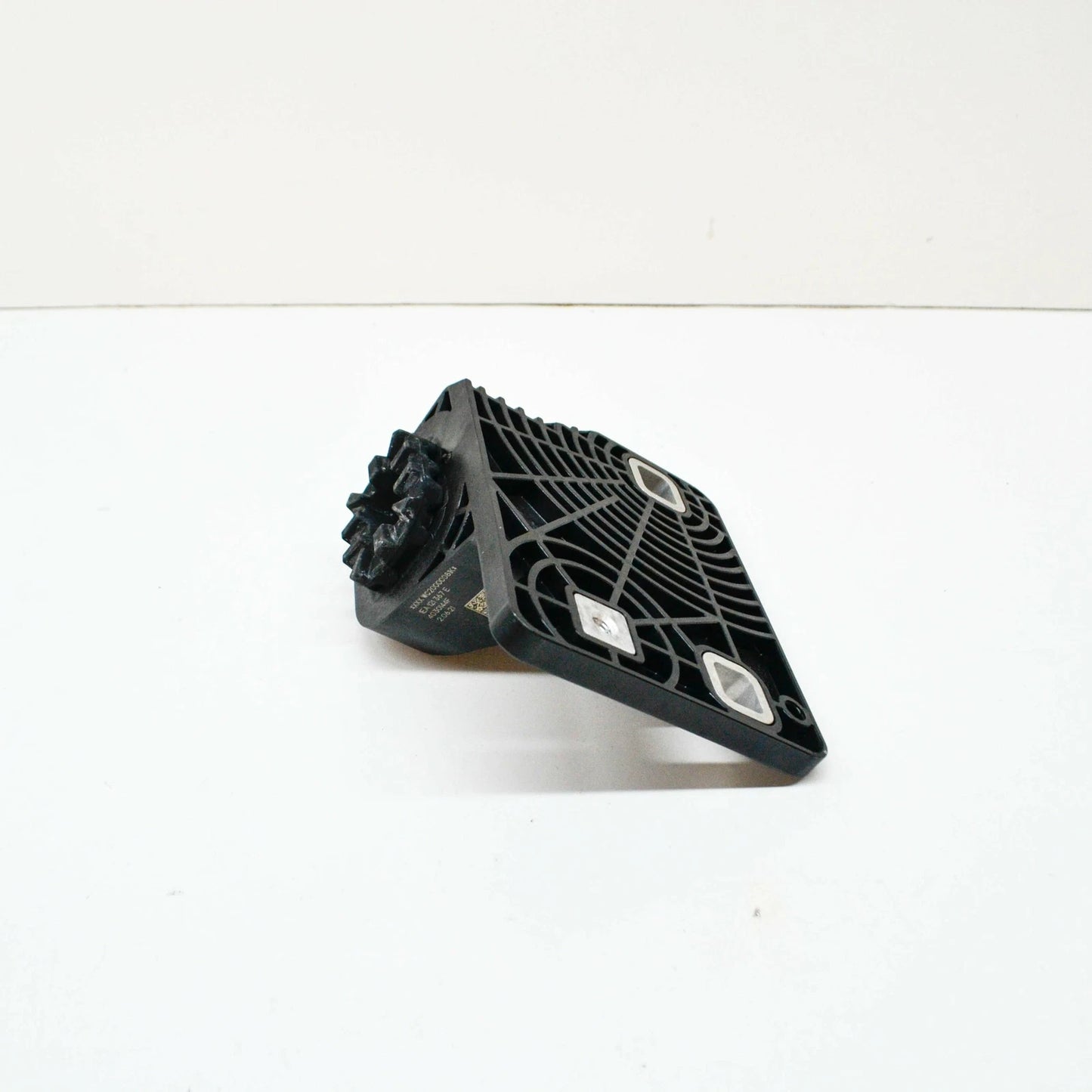 NEW VW ID.3 E11 FRONT LEFT CLAMP RACK HOLDER BUMPER GUIDE 1EA121367E ORIGINAL