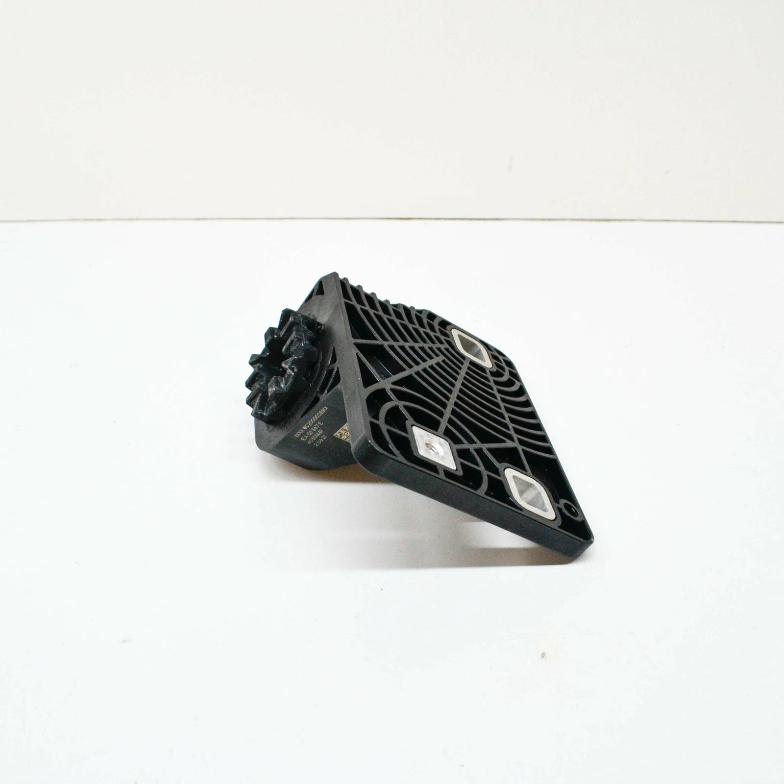 NEW VW ID.3 E11 FRONT LEFT CLAMP RACK HOLDER BUMPER GUIDE 1EA121367E ORIGINAL