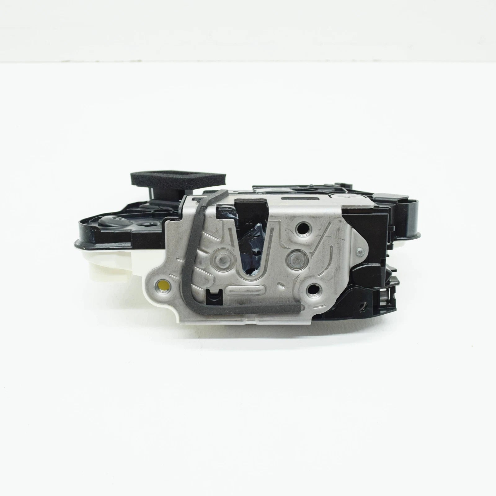 NEW VW JETTA A6 FRONT LEFT DOOR LOCK LHD 5K1837015J ORIGINAL