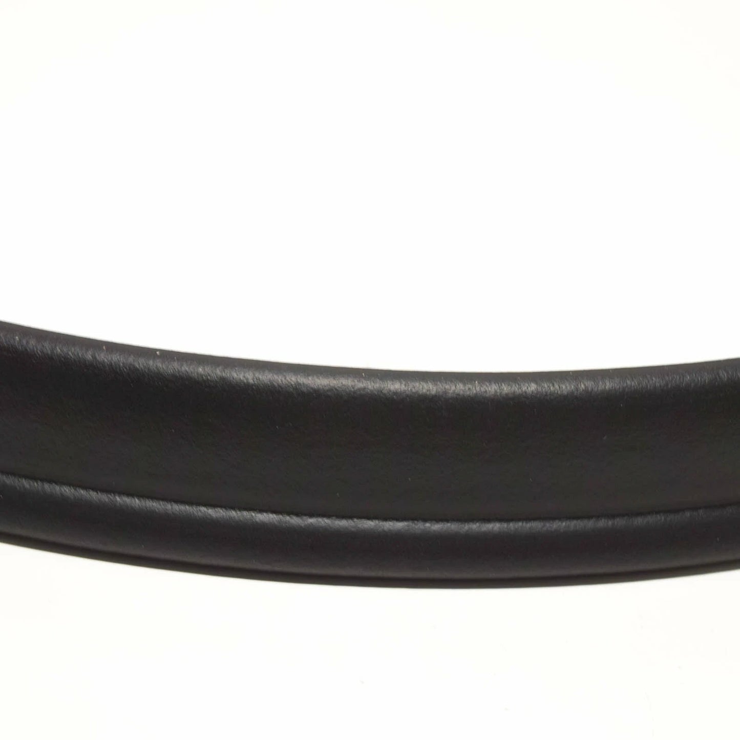 NEW BMW 1 F21 FRONT BONNET HOOD RUBBER SEAL 51767239145 ORIGINAL