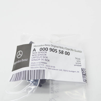 NEW MERCEDES-BENZ C W205 NOX AIR QUALITY SENSOR A0009055800 ORIGINAL