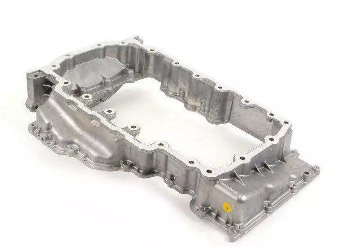 NEW AUDI A3 8V OIL SUMP UPPER PART 04L103603H ORIGINAL