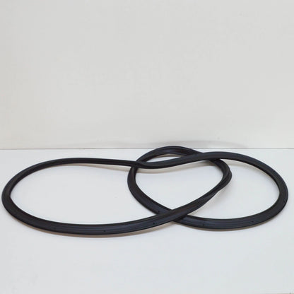 NEW VOLKSWAGEN POLO 6R TAILGATE BOOTLID SEAL RUBBER 6R6827705C ORIGINAL