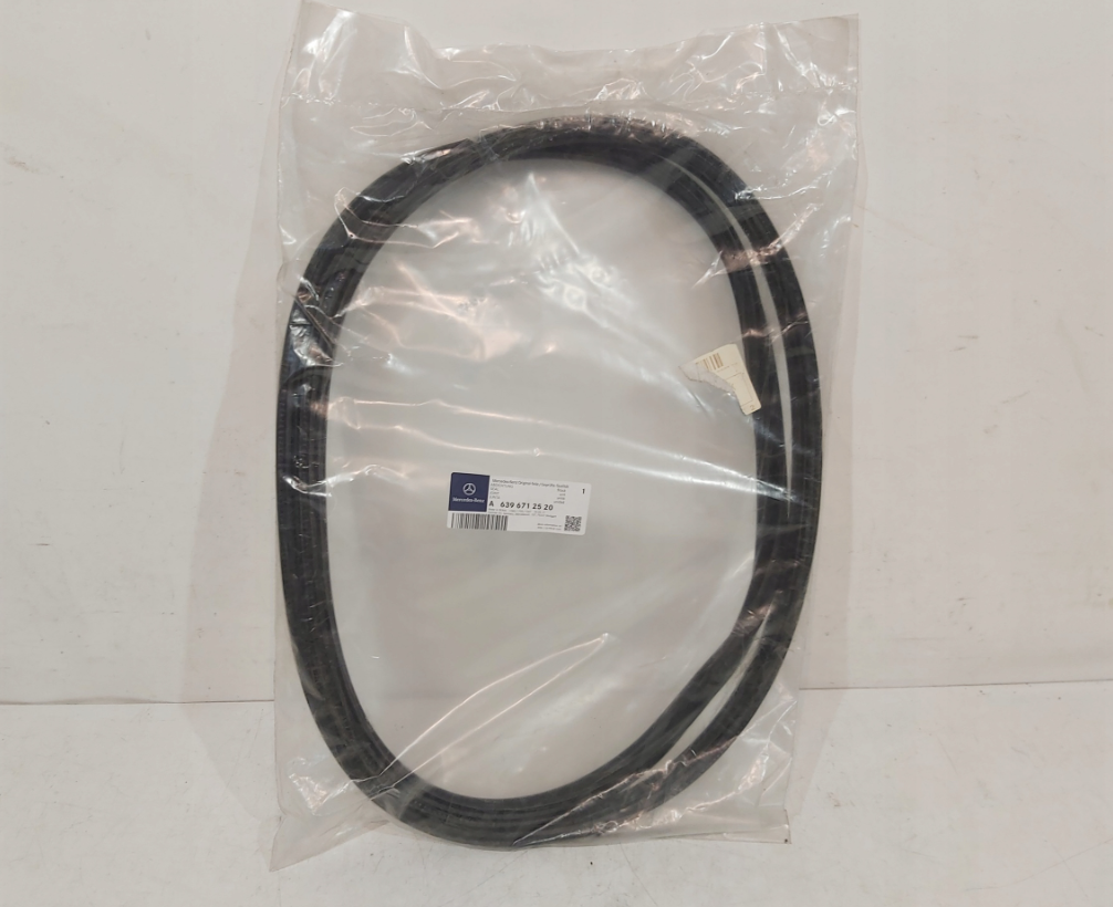 new mercedes-benz vito w639 rear door fixed window seal a6396712520 original
