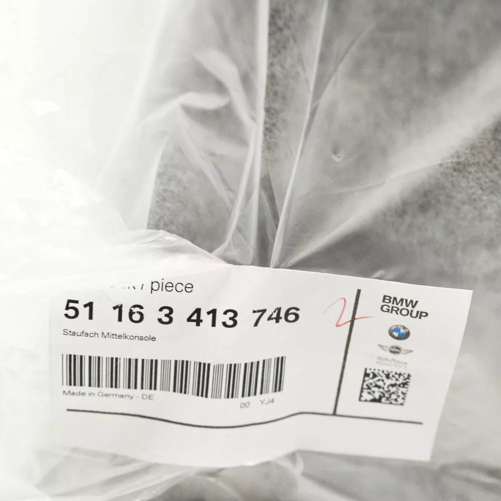 NEW BMW X3 E83 CENTER CONSOLE STORAGE COMPARTMENT 51163413746 3413746 ORIGINAL